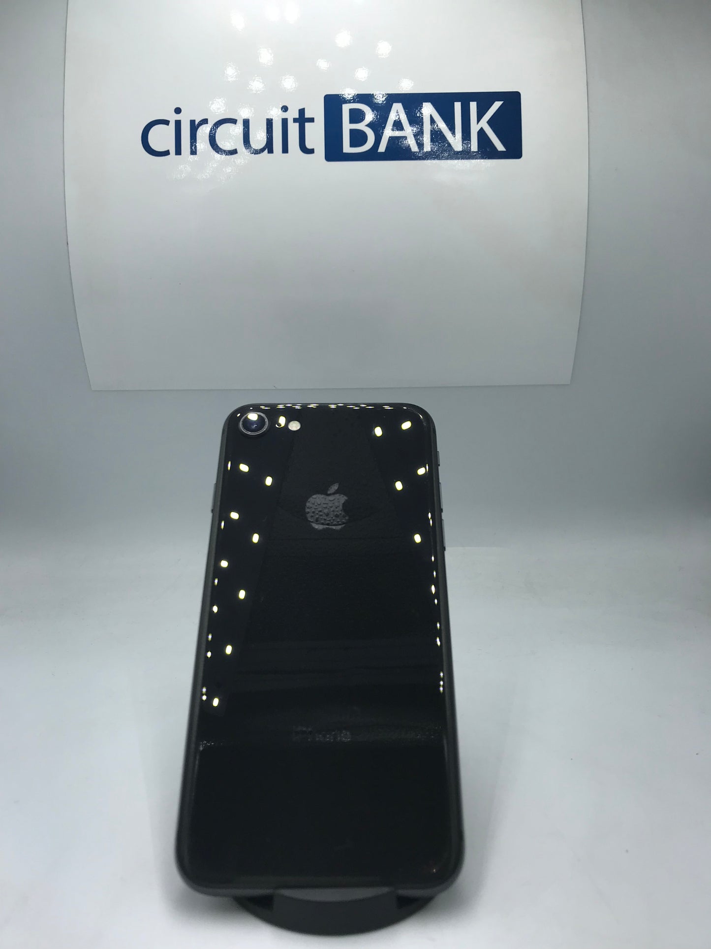 iPhone 8  64GB (Producto Unico)