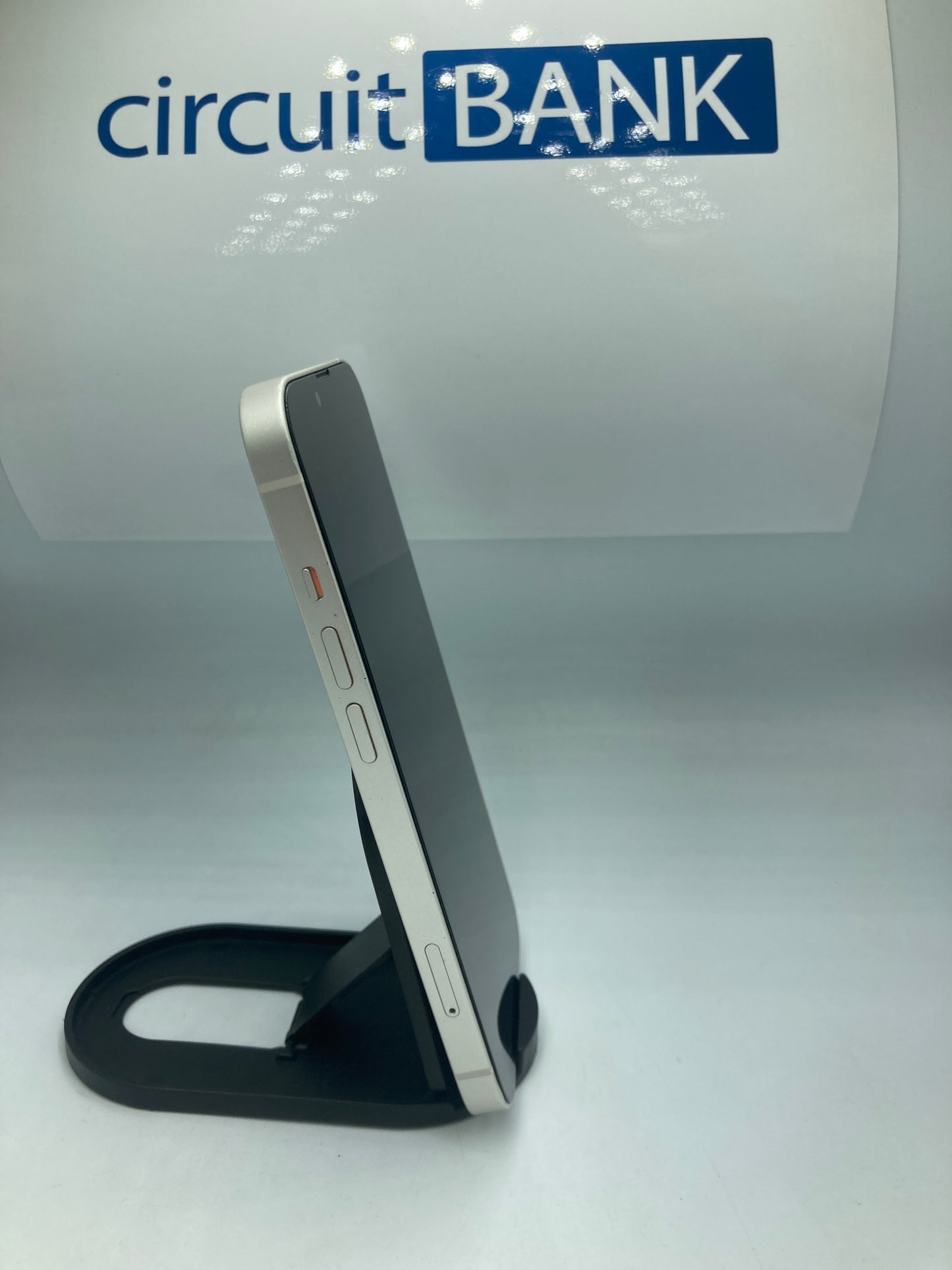 iPhone 13 128GB (Producto Único)