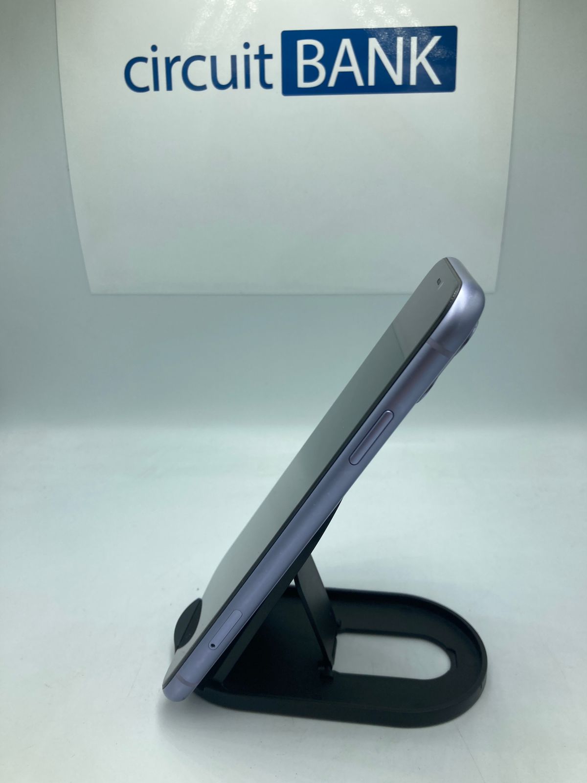 iPhone 11 64GB (Producto Único)