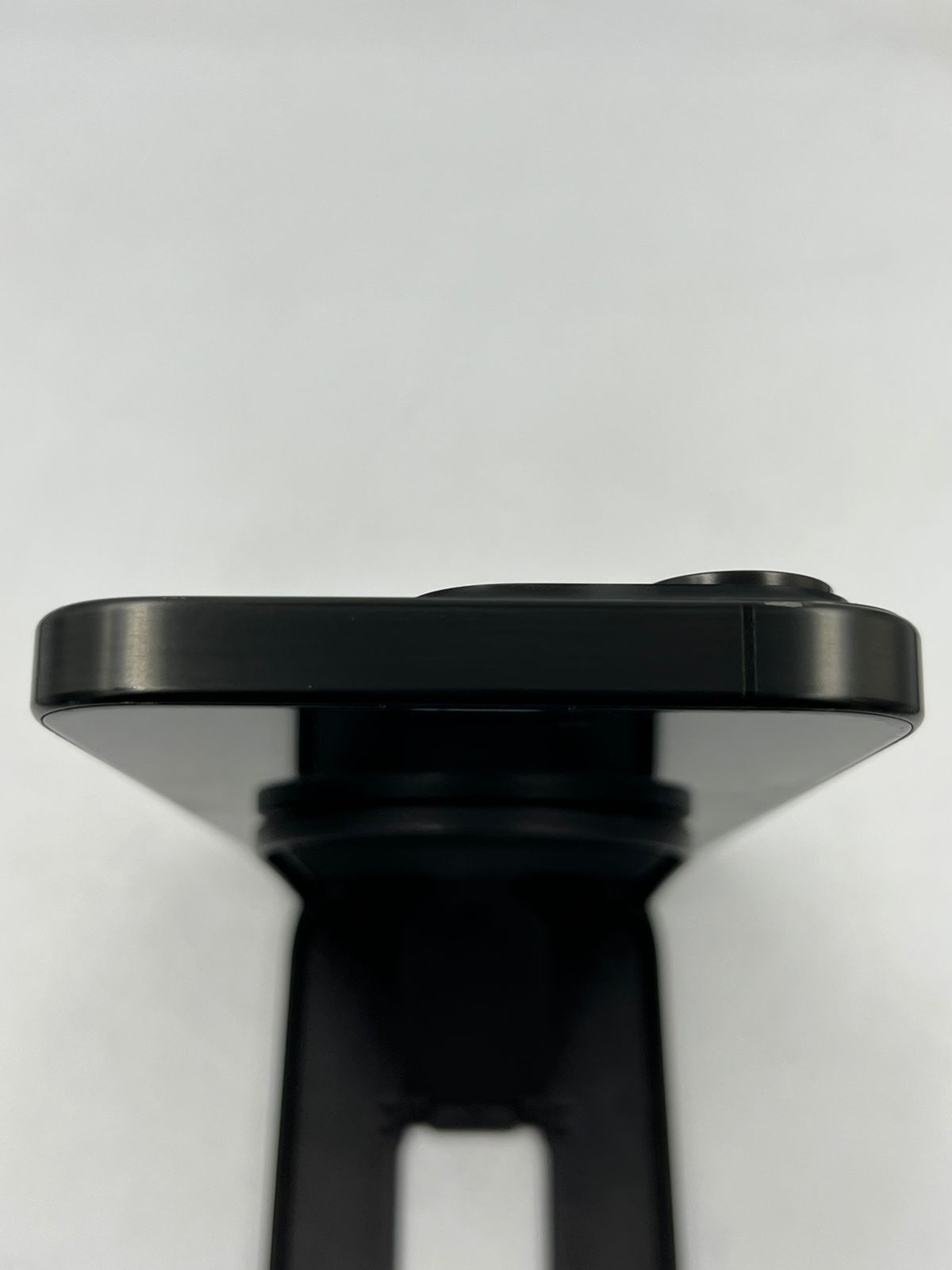 Apple iPhone 15 Pro 128GB / Negro