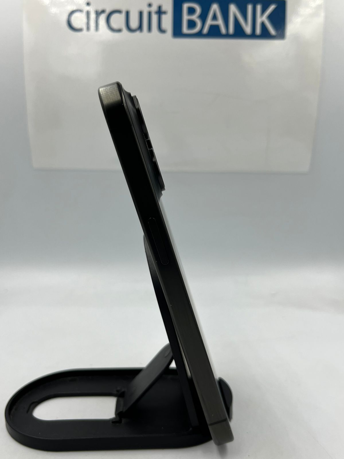 Apple iPhone 15 Pro 128GB / Negro