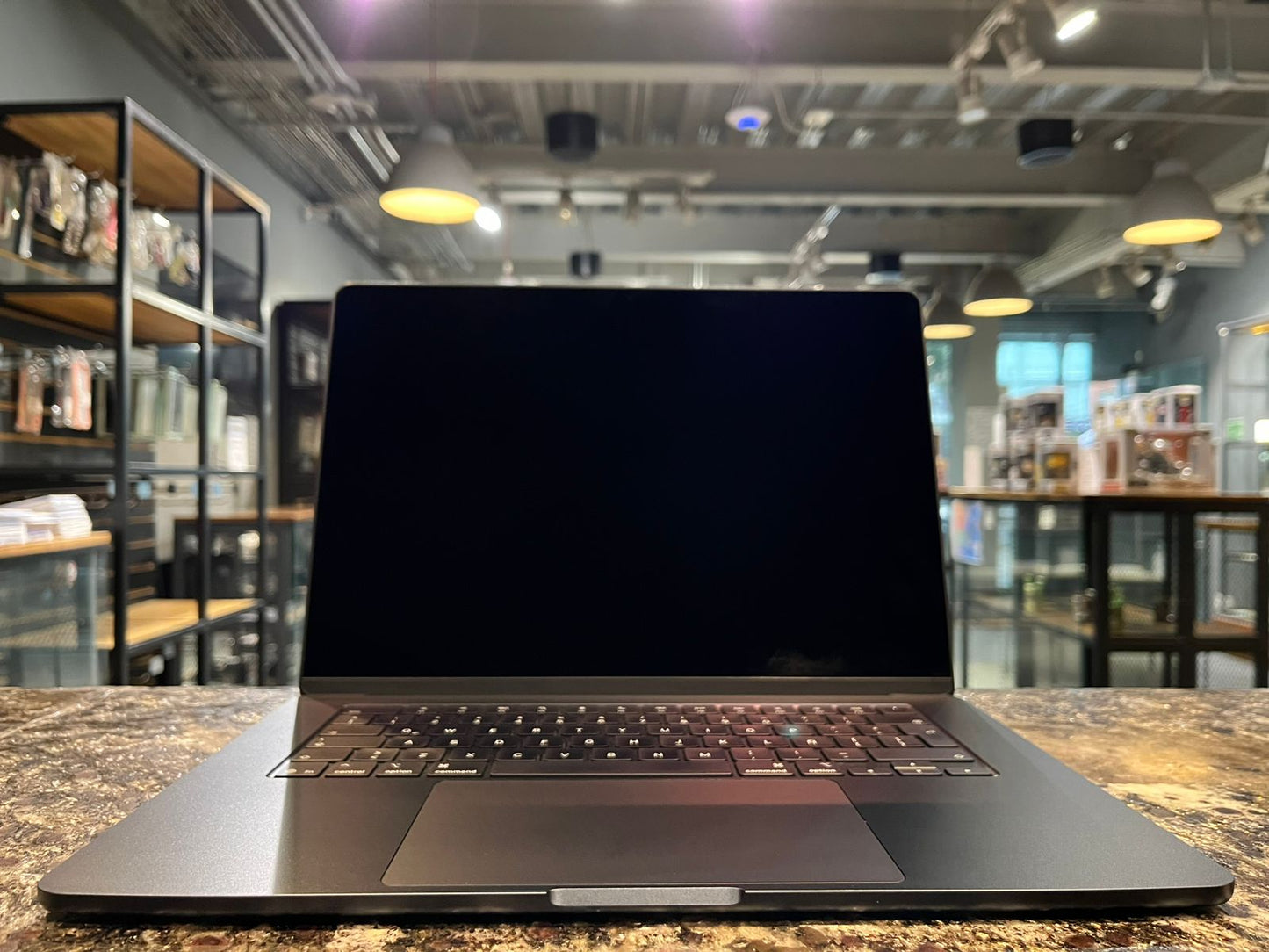 Apple MacBook Air 15" M4 2025 256GB / 16GB RAM