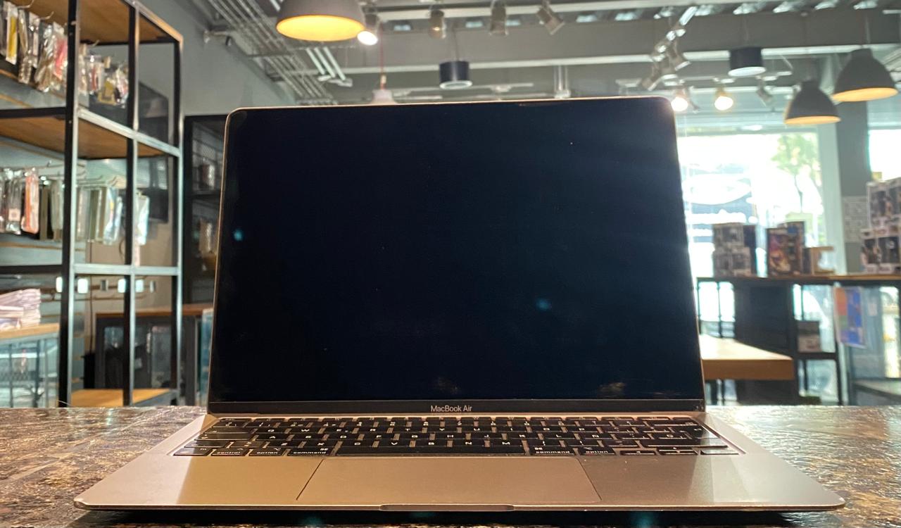 Macbook Air M1 2020 256GB SSD / 8GB RAM