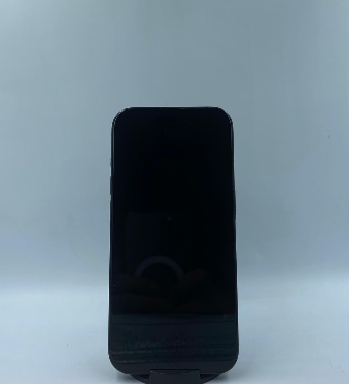 Apple iPhone 15 Pro 256GB / Negro