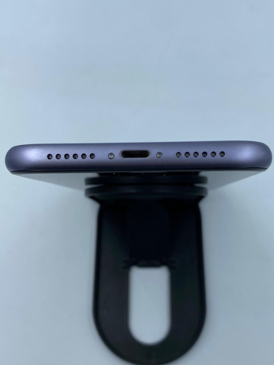 iPhone 11 64GB