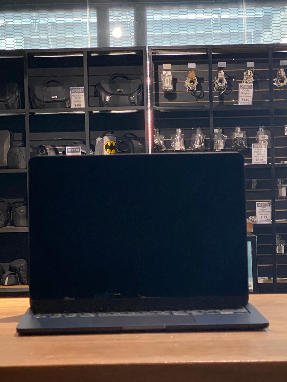 MacBook Air 13" M2 256GB