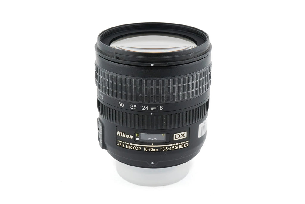Nikon AS-F 18-70mm 1:3.5-4.5G ED (Producto Único)