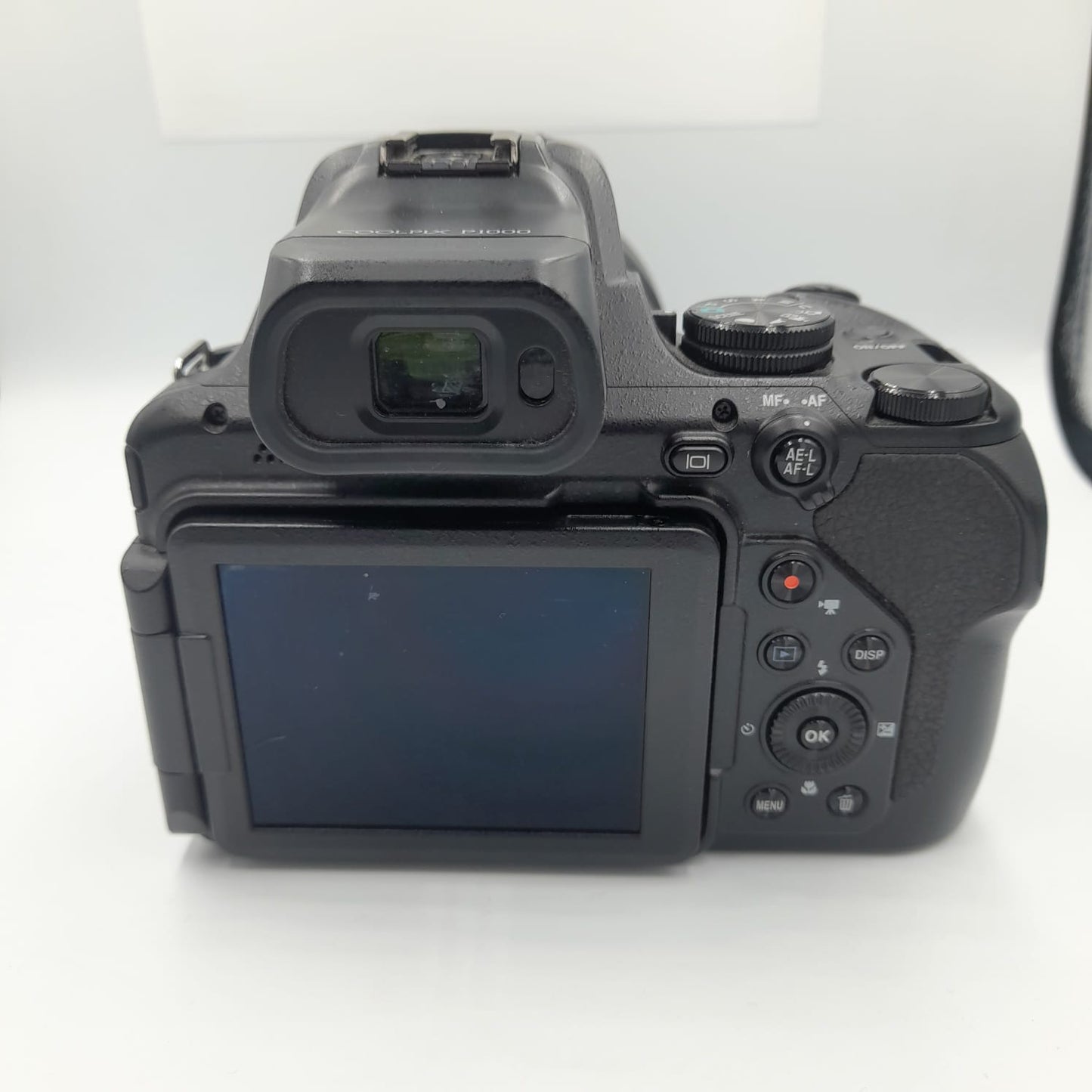 Nikon Coolpix P1000 (Producto Único)