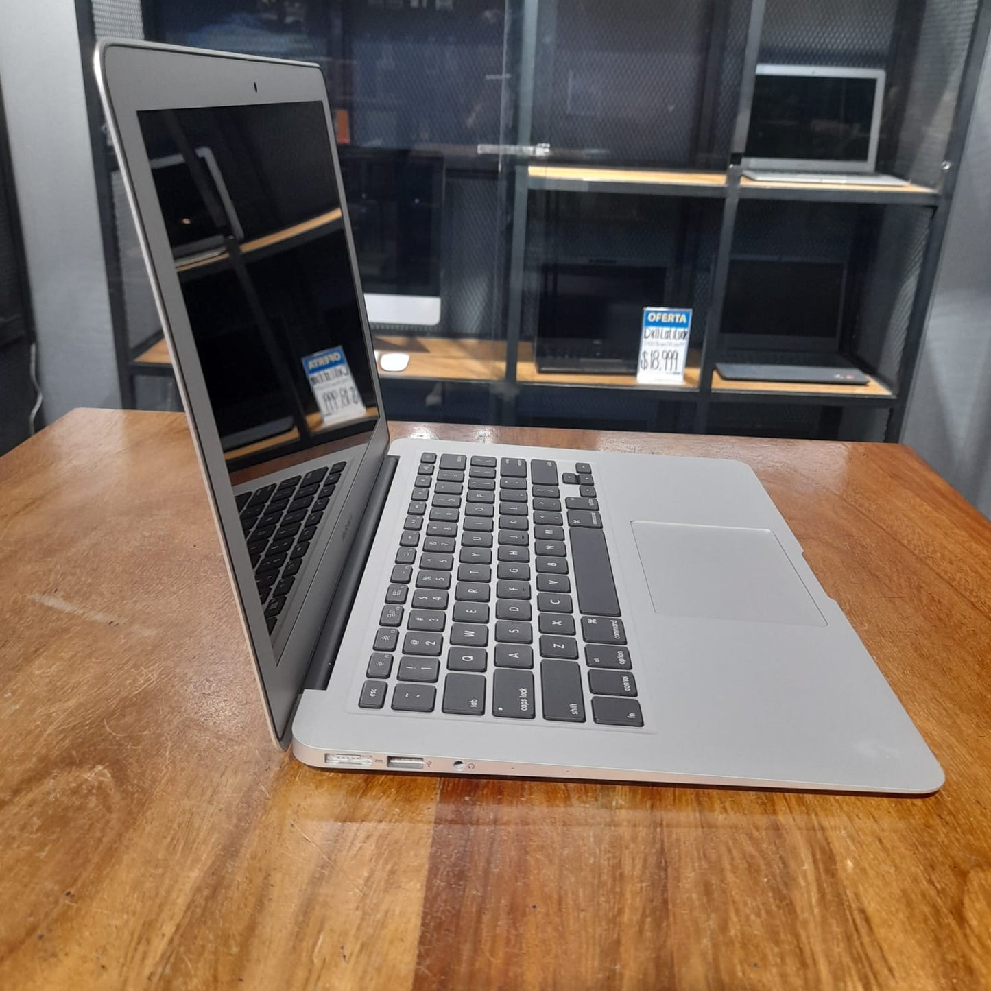 Macbook Air 13" 2014  8ram/256ssd (Producto Único )