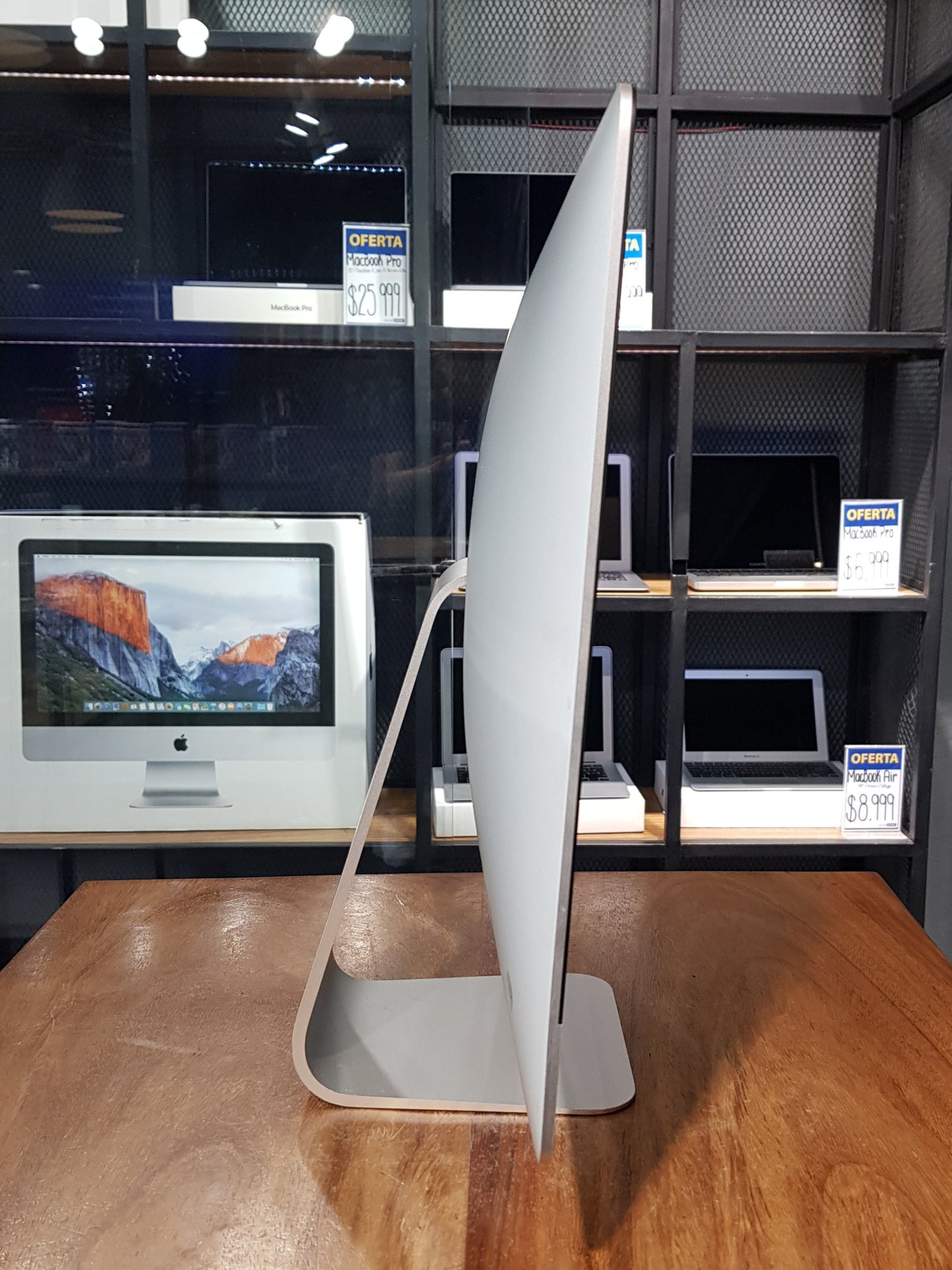 iMac 21" 4K (2015) (Producto Único)