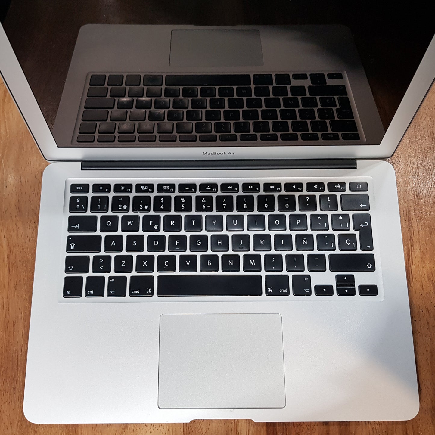 Macbook Air 13" 2015 (Producto Único)