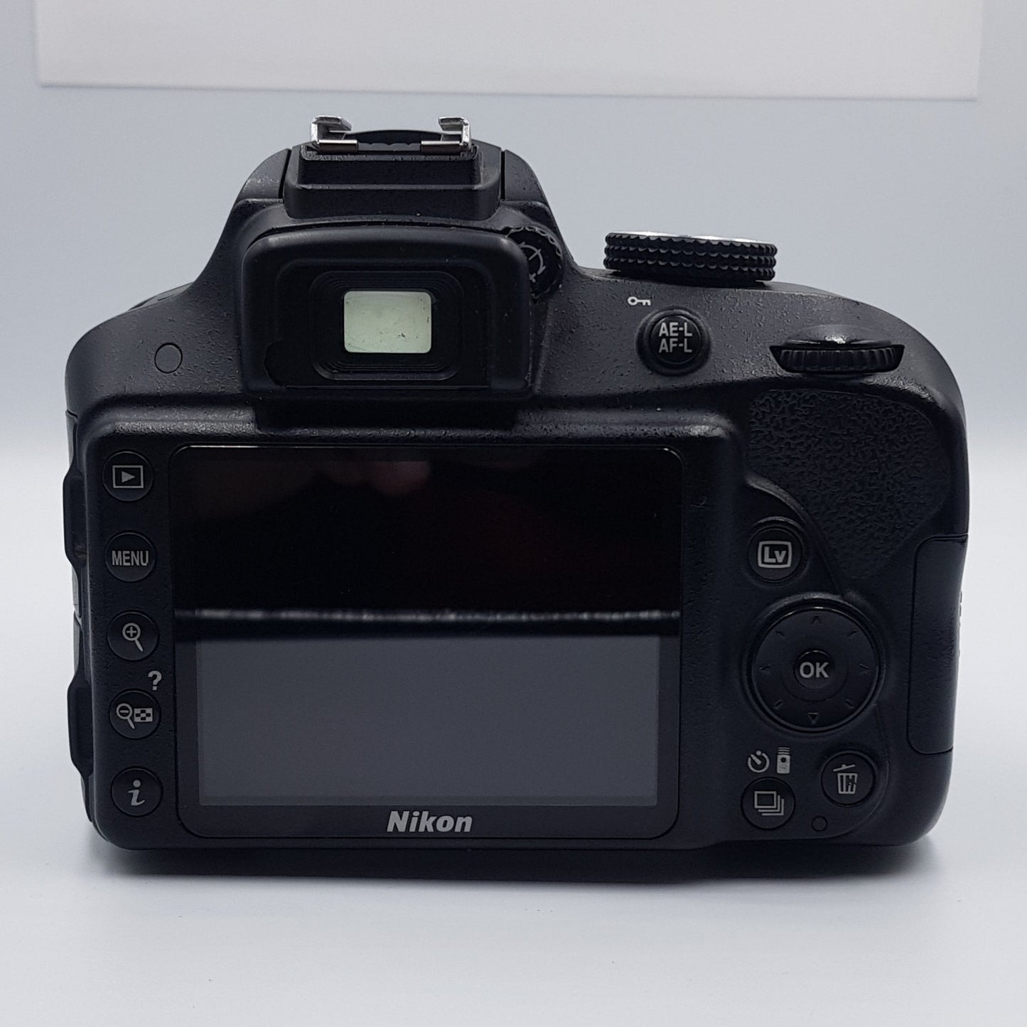 Camara Nikon D3300 ( 18-55mm) (Producto Único)
