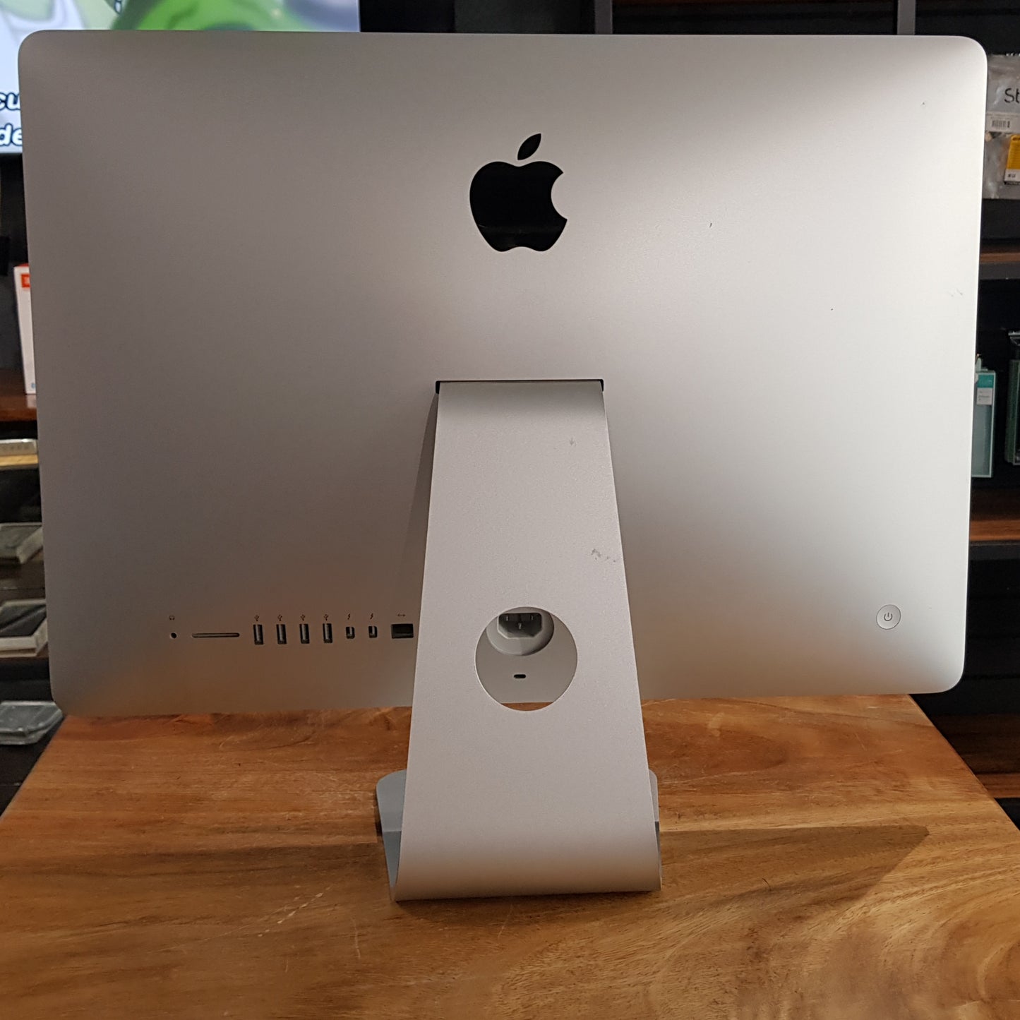 Imac 21" 2014 (Producto Único)