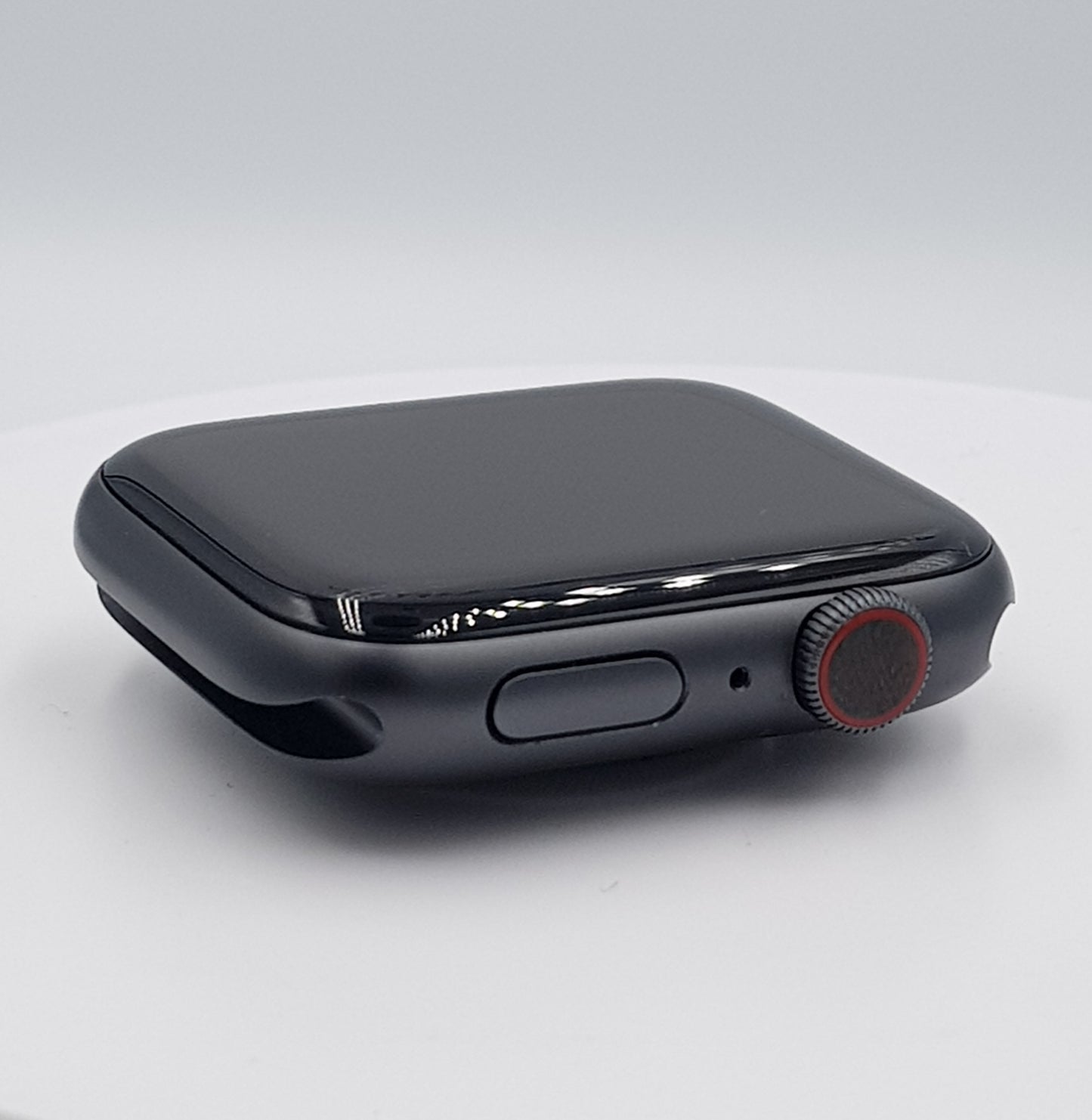 Apple Watch Series 4 GPS + CEL 44mm (Producto Único)