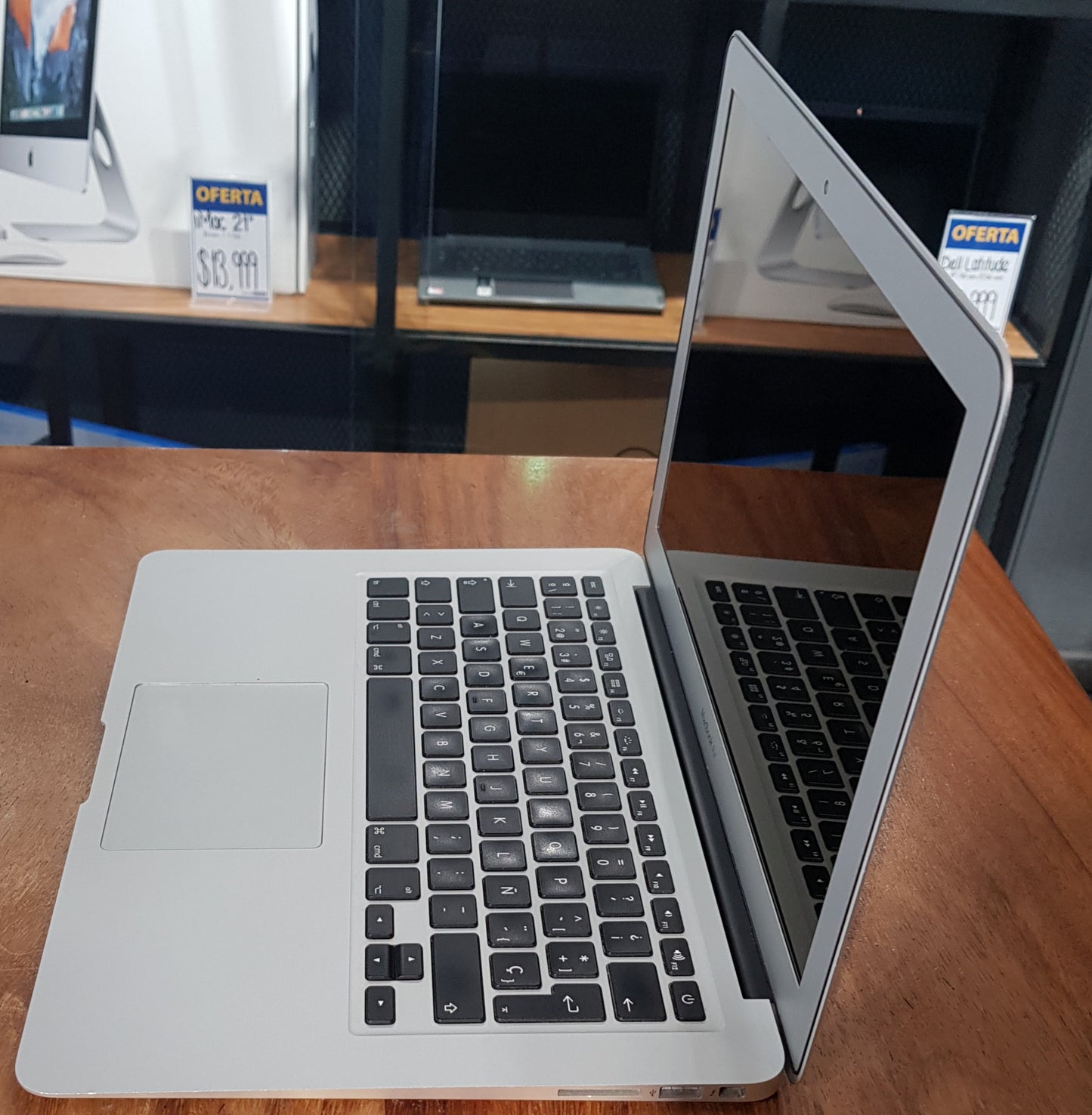 Macbook Air "13" 2017  (Producto Unico)