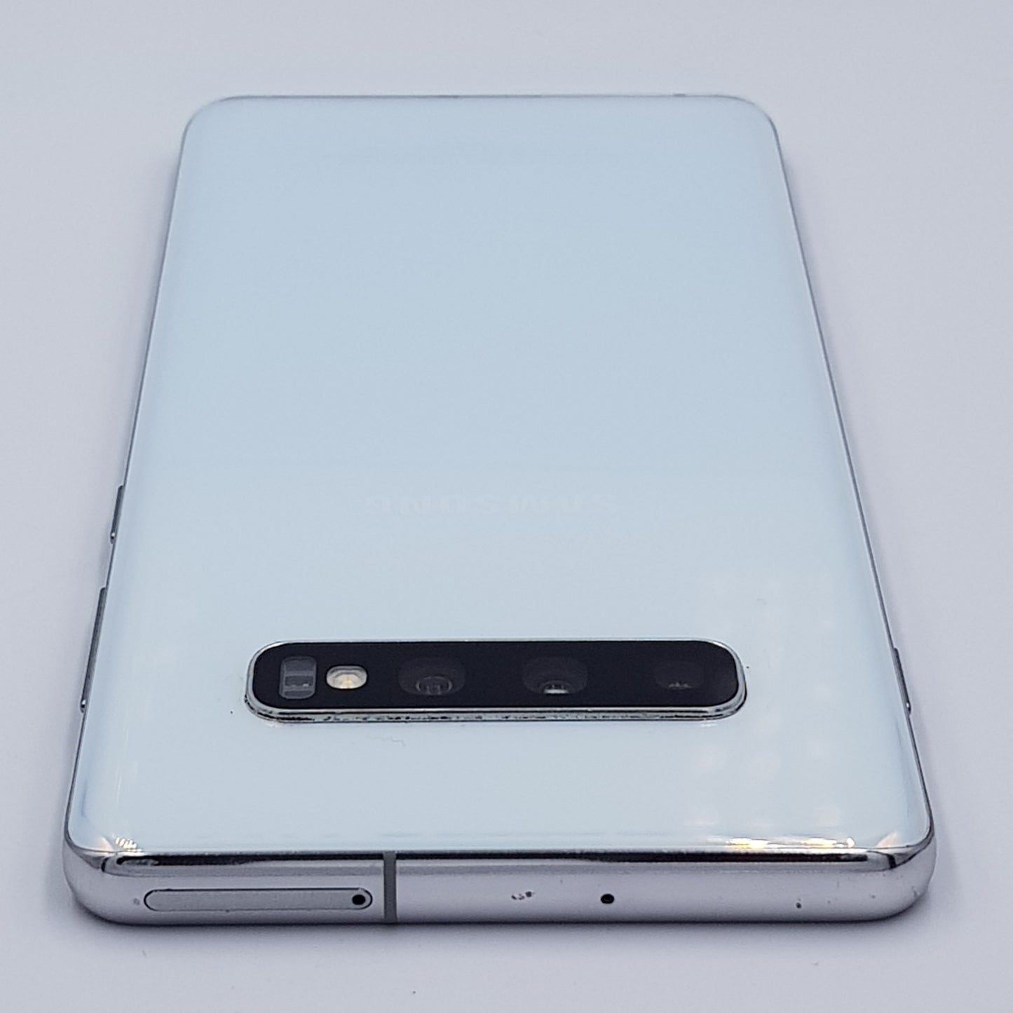 Samsung Galaxy S10+ 128gb(Producto Único)