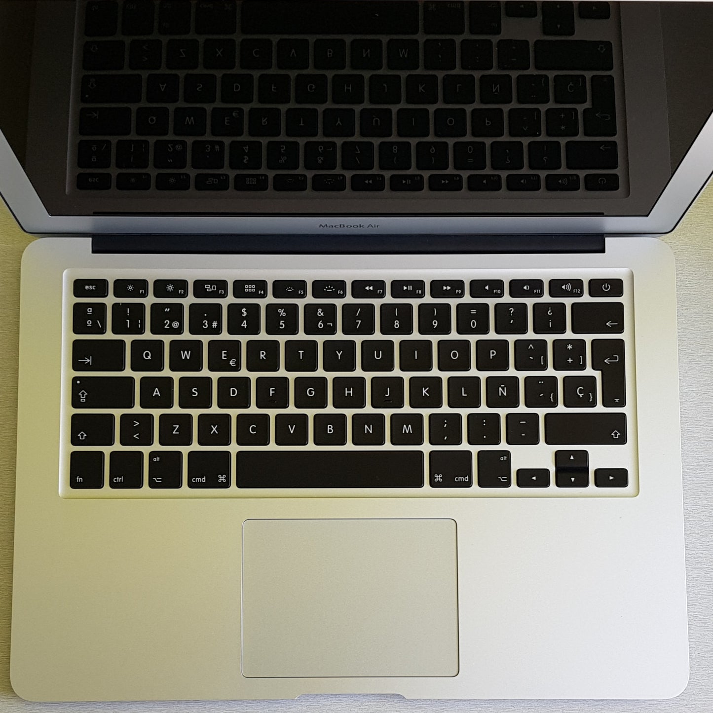 Macbook Air "13" 2017 (Producto Unico)