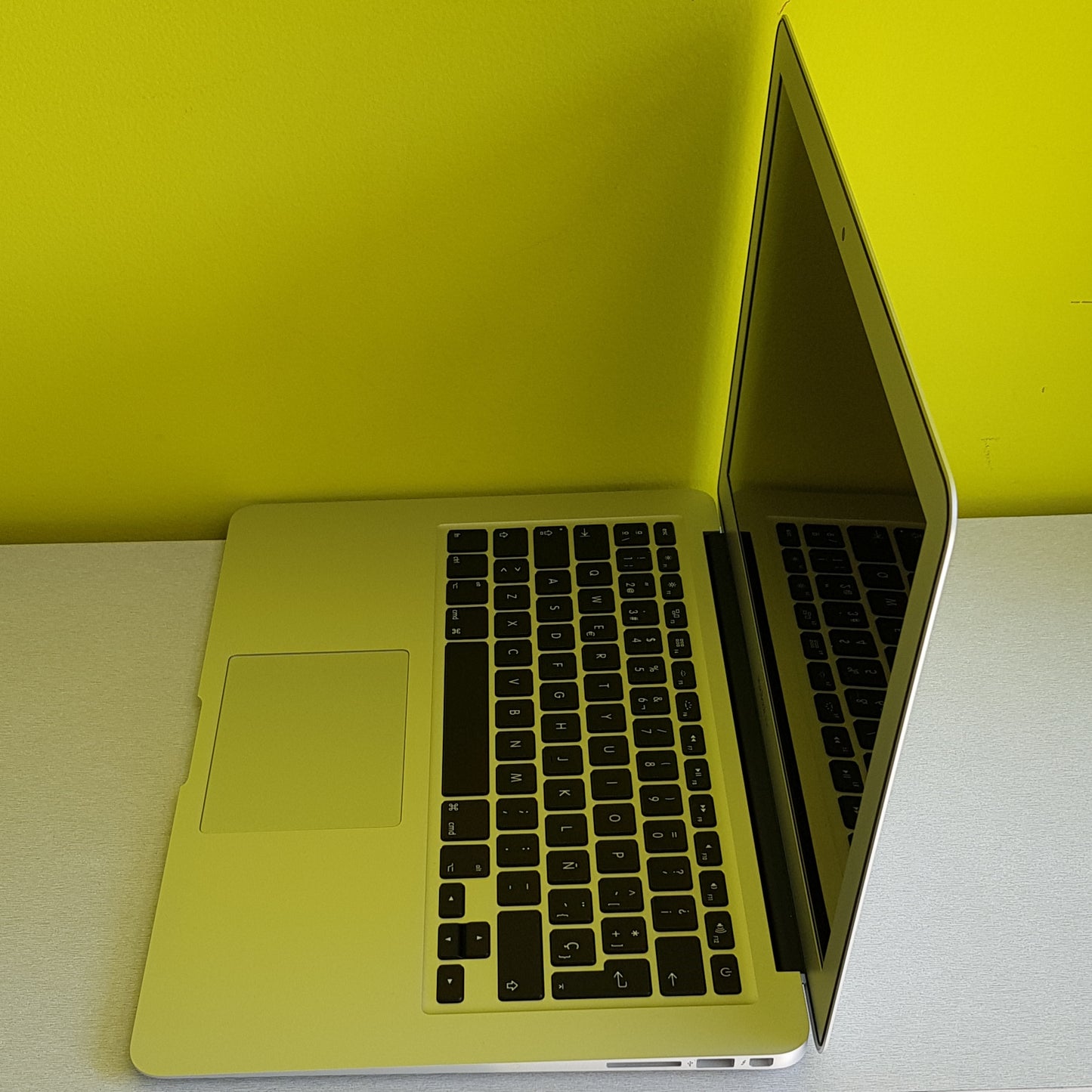 Macbook Air "13" 2017 (Producto Unico)