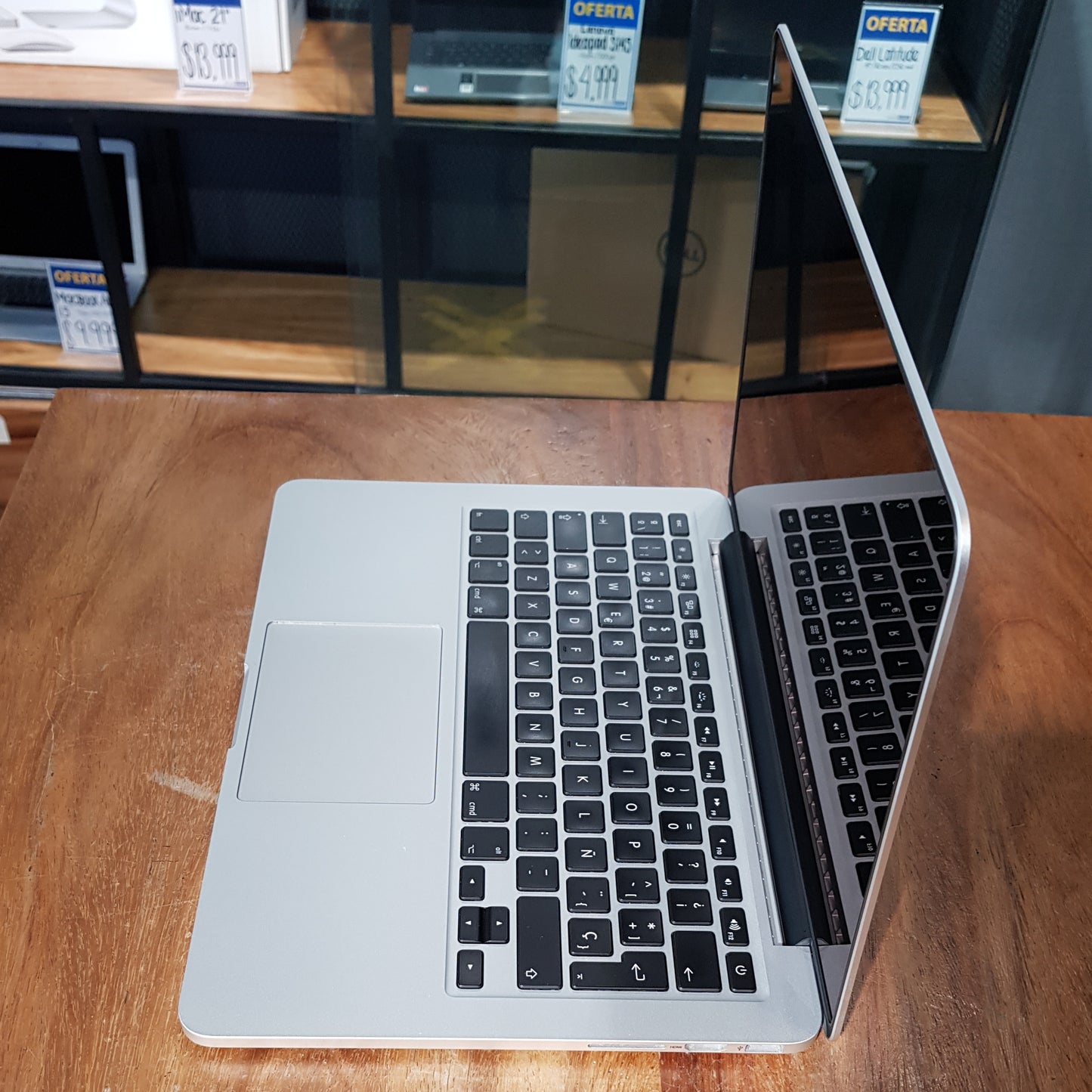 Macbook Pro Retina 13" (Producto Único)