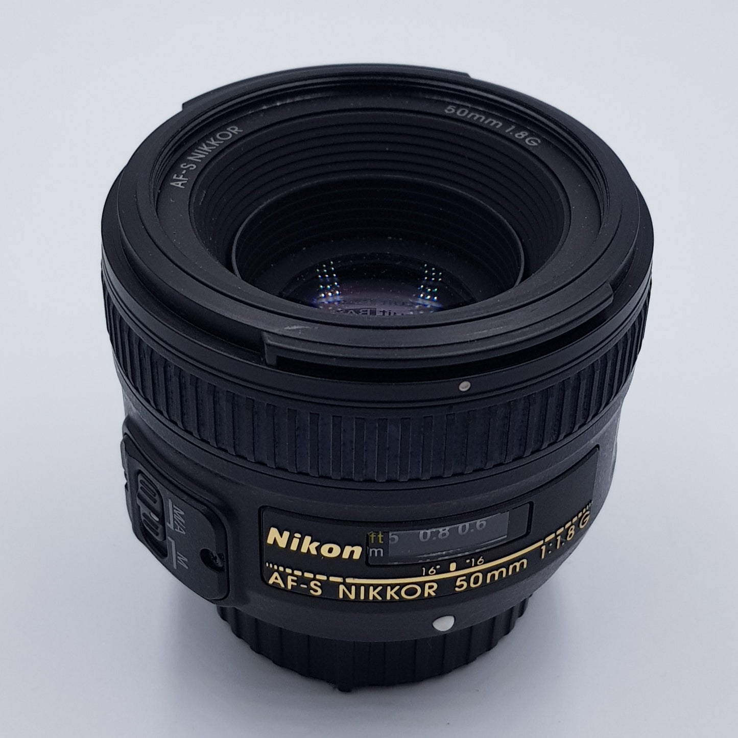 Lente Nikon 50mm f/1.8G (Producto Único)