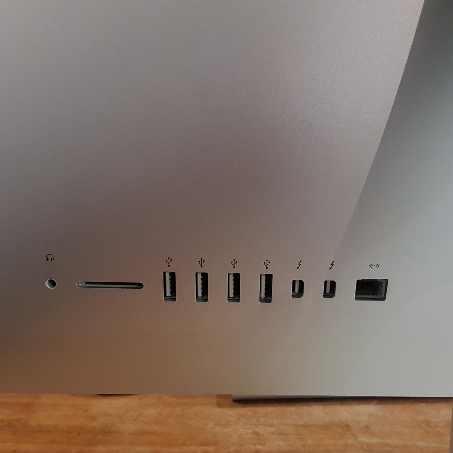 Imac 21" 2015 (Producto Ùnico)