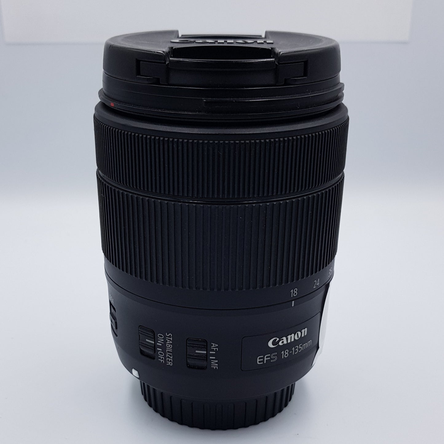 Lente Canon 18-135mm IS USM (Producto Unico)