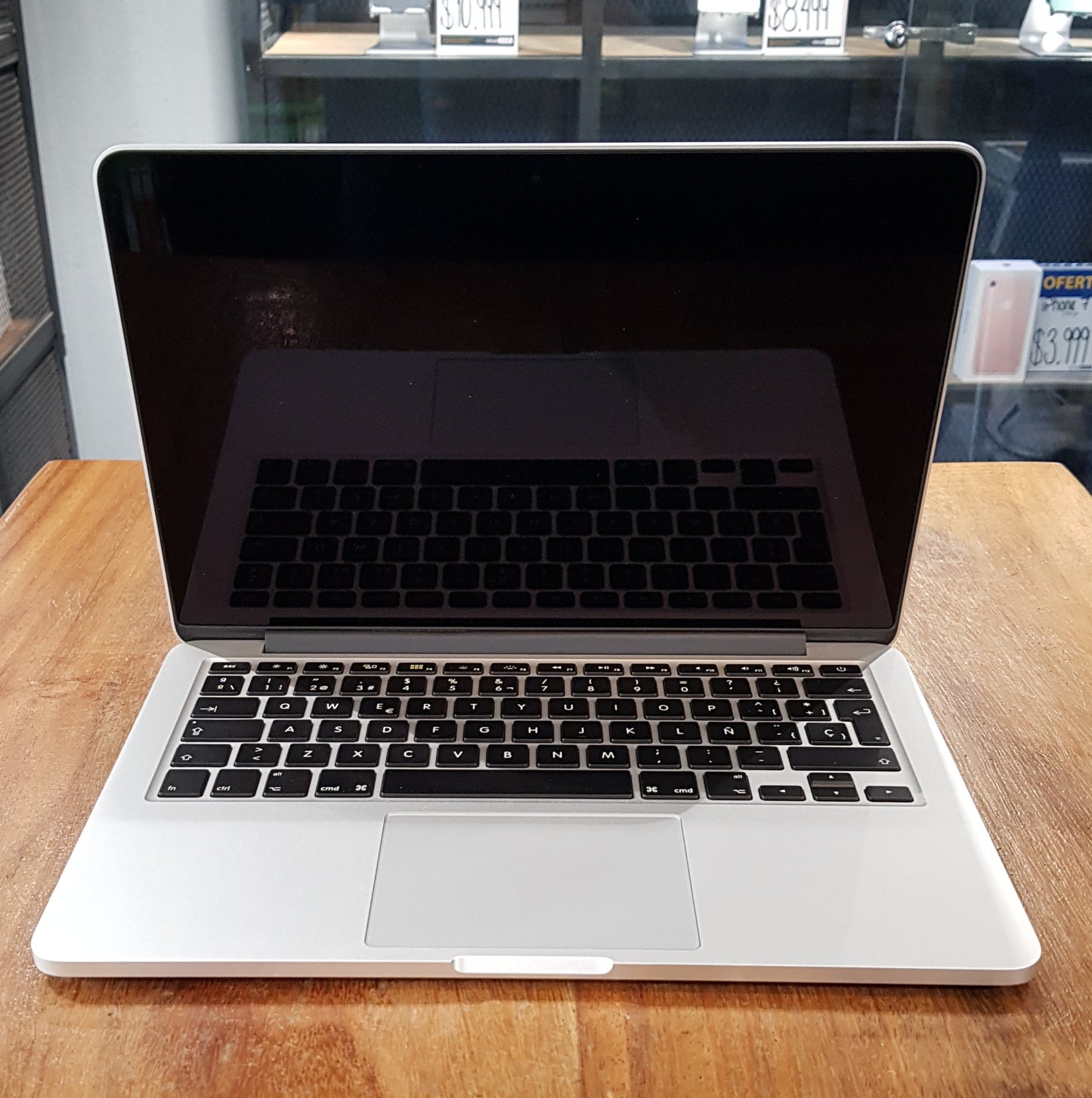 Macbook Pro Retina 13" 2015 8ram /256ssd (producto unico)