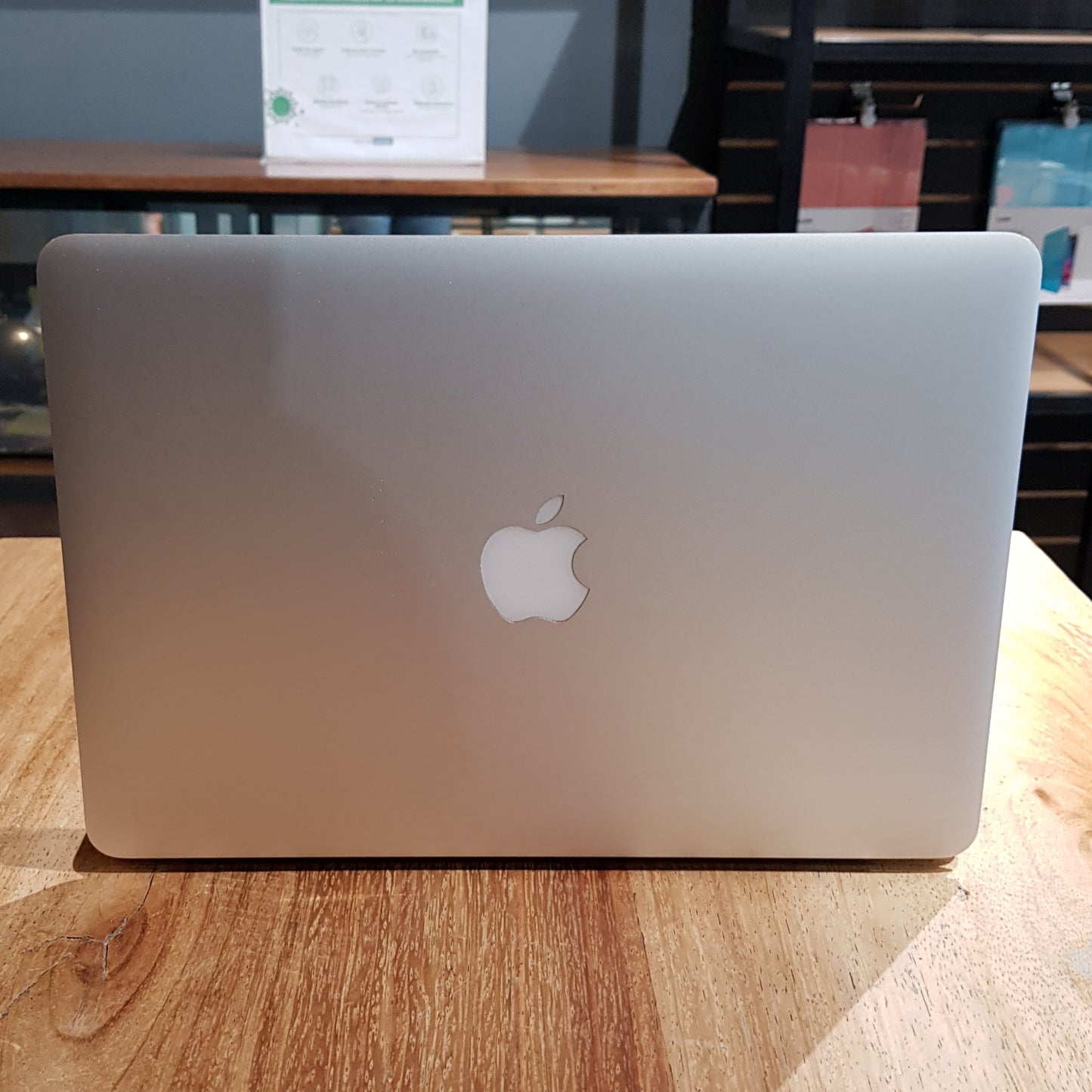 Macbook Air "13" 2017 (Producto Unico)