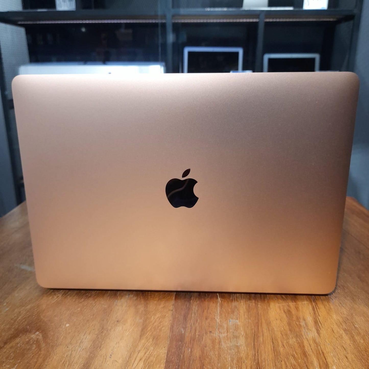 Macbook Air Retina 13" 2020 8ram/256ssd (Producto Único)