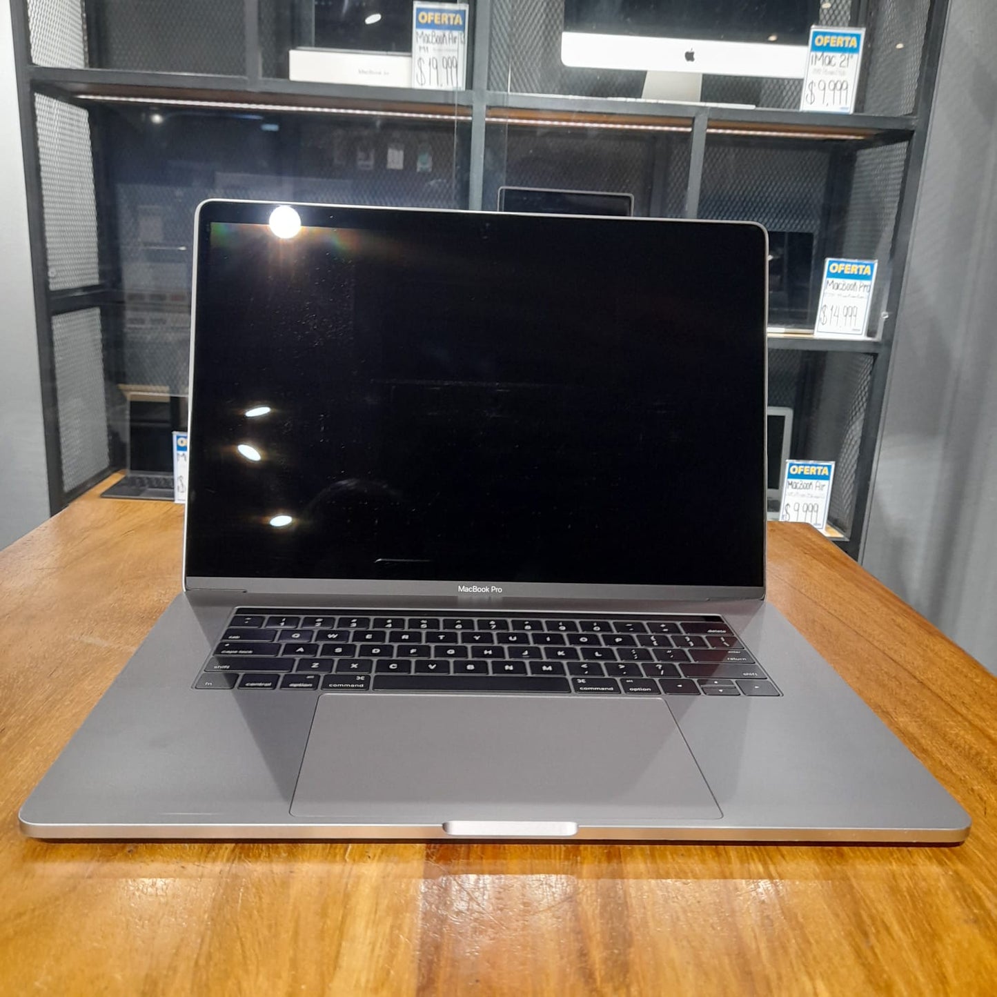 Macbook Pro "15" 2016 Touchbar (Producto Único)