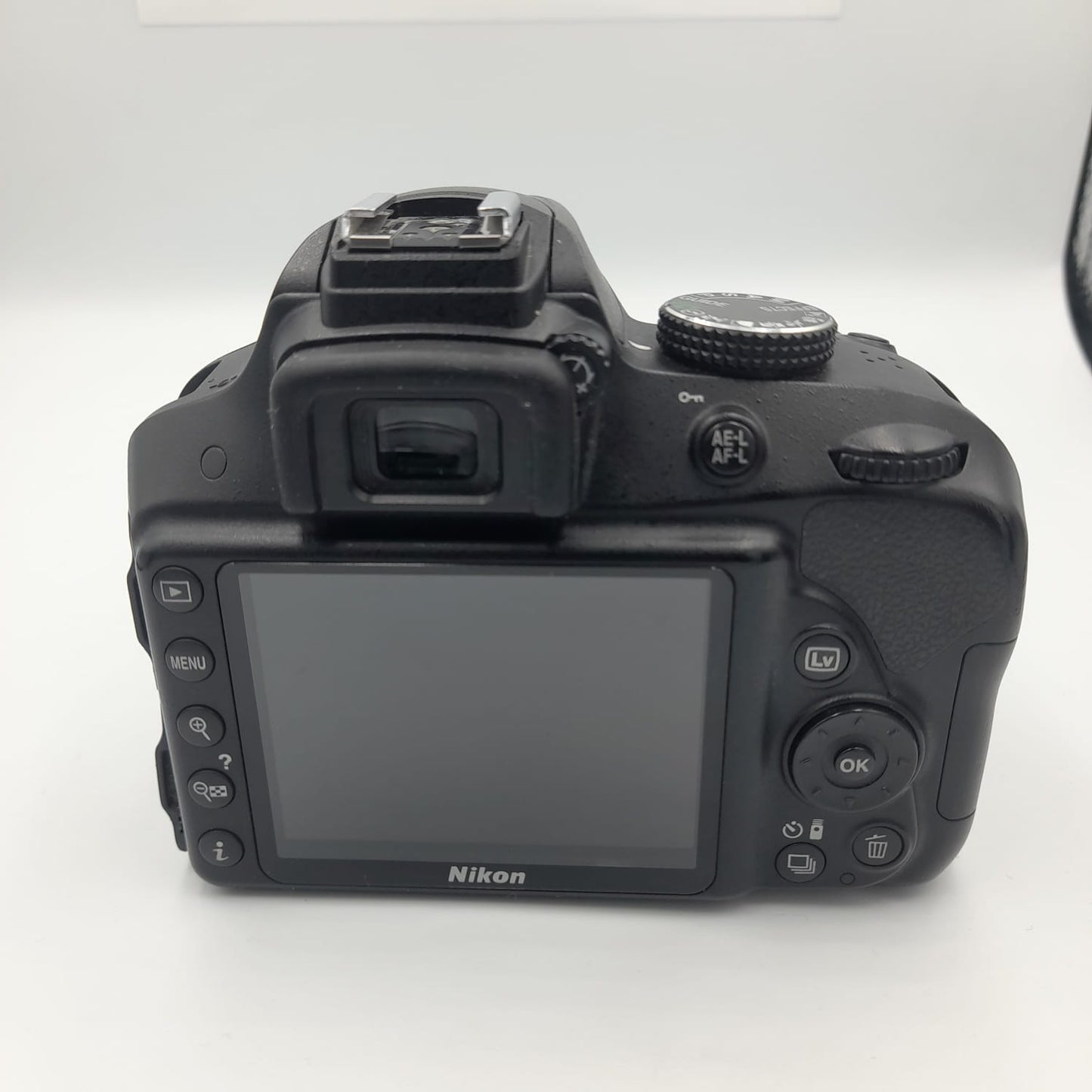 Camara Nikon D3300 / 18-55mm (Producto Único)