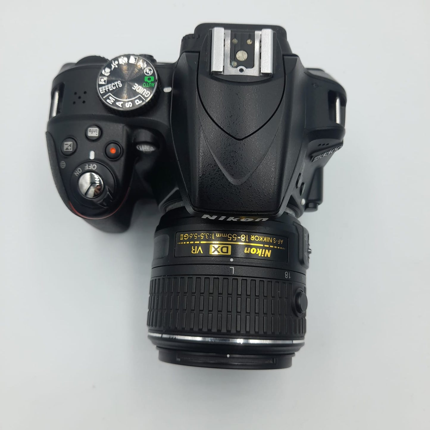 Camara Nikon D3300 / 18-55mm (Producto Único)