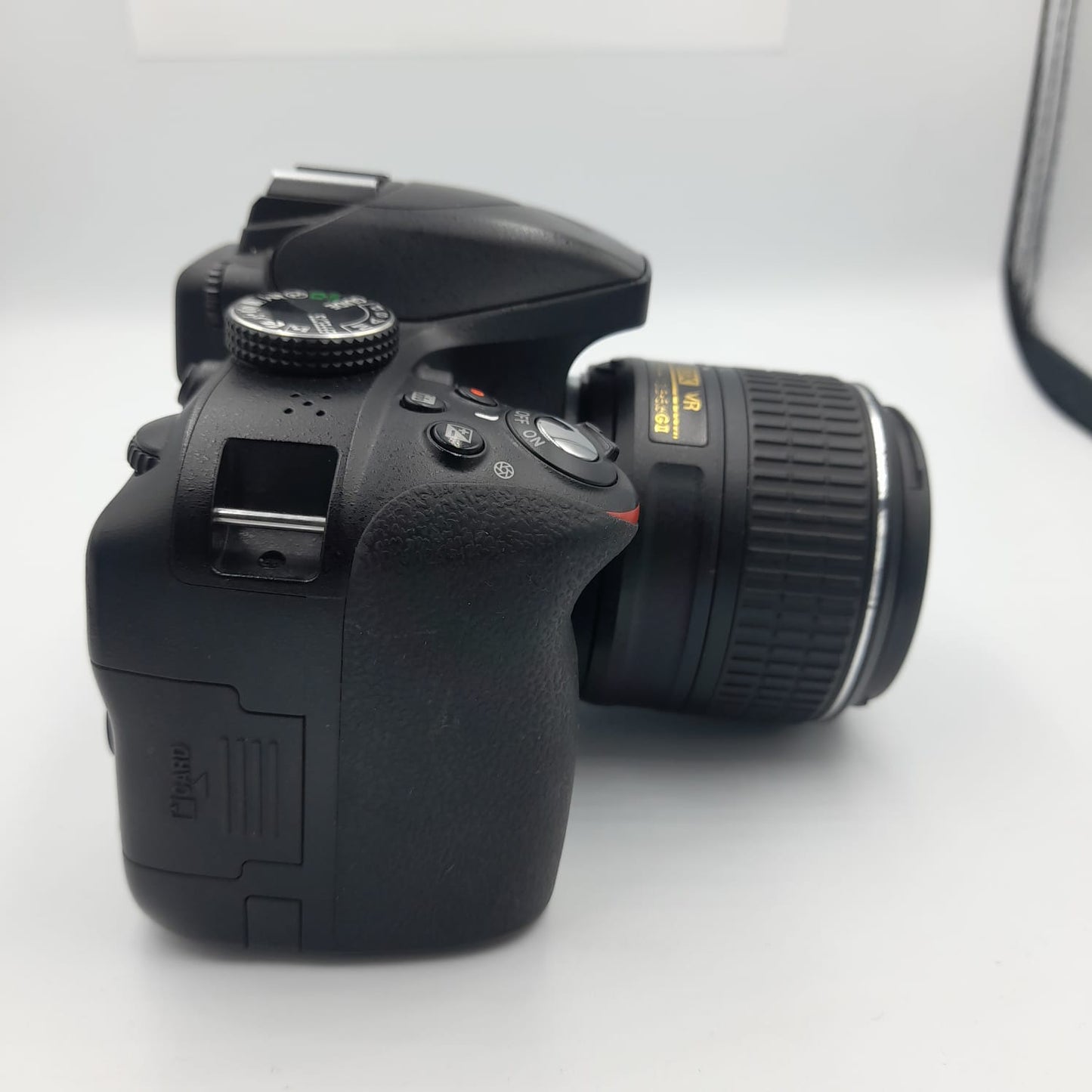 Camara Nikon D3300 / 18-55mm (Producto Único)