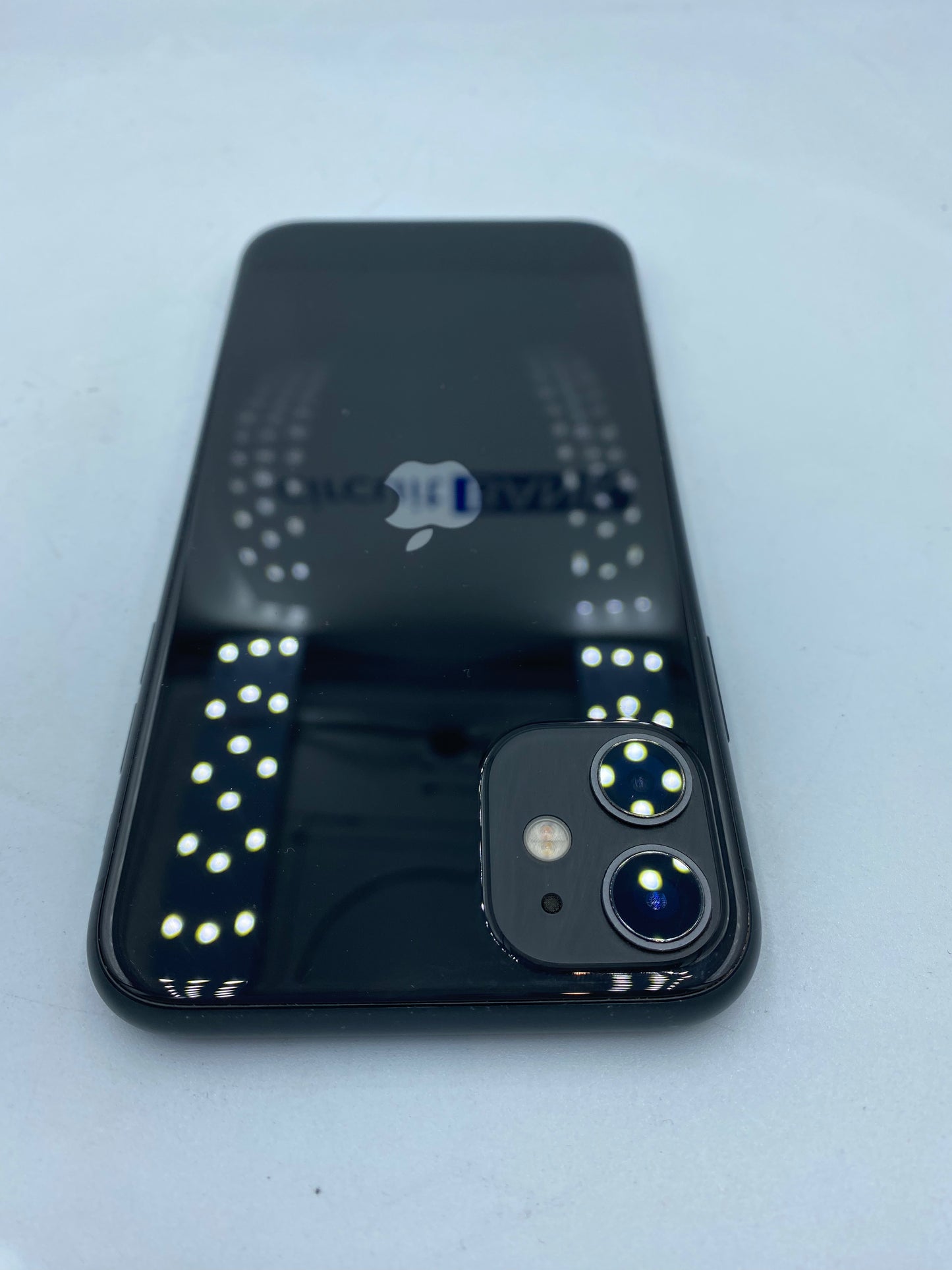 iPhone 11 128gb (Producto único)