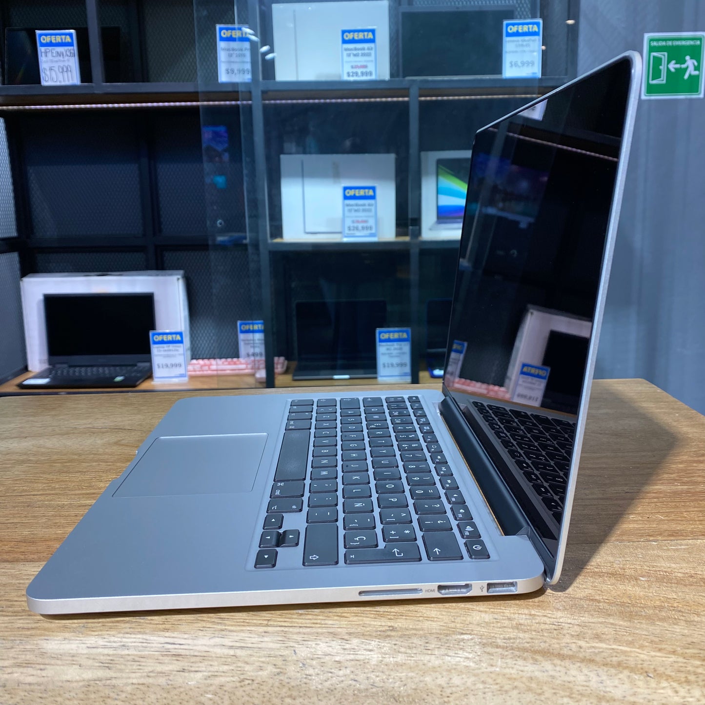 Macbook Pro 13" A1502 2015 128GB (Producto Único)