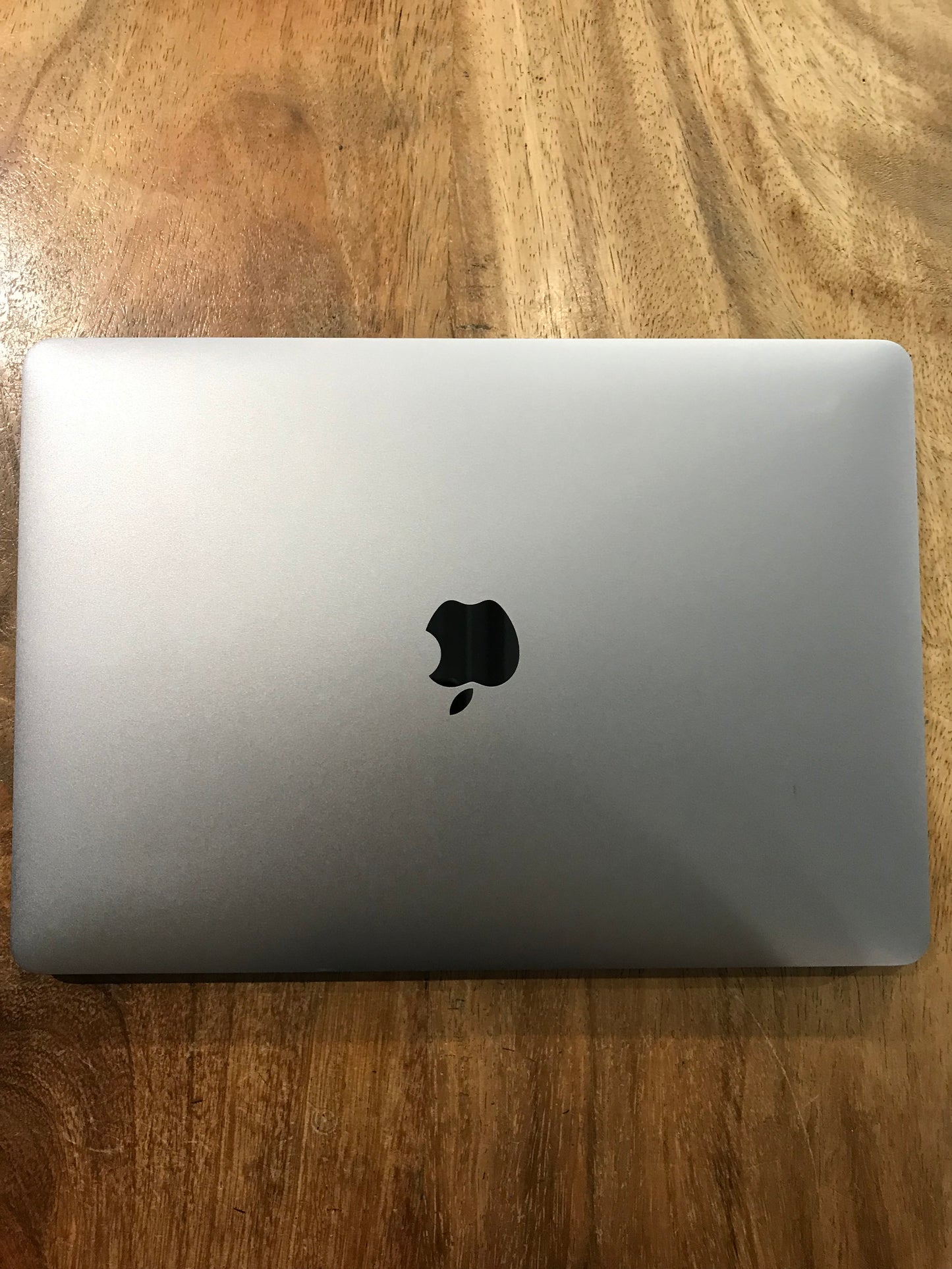 MacBook Pro 13" 128gb 2017 A1708 (Producto Único)