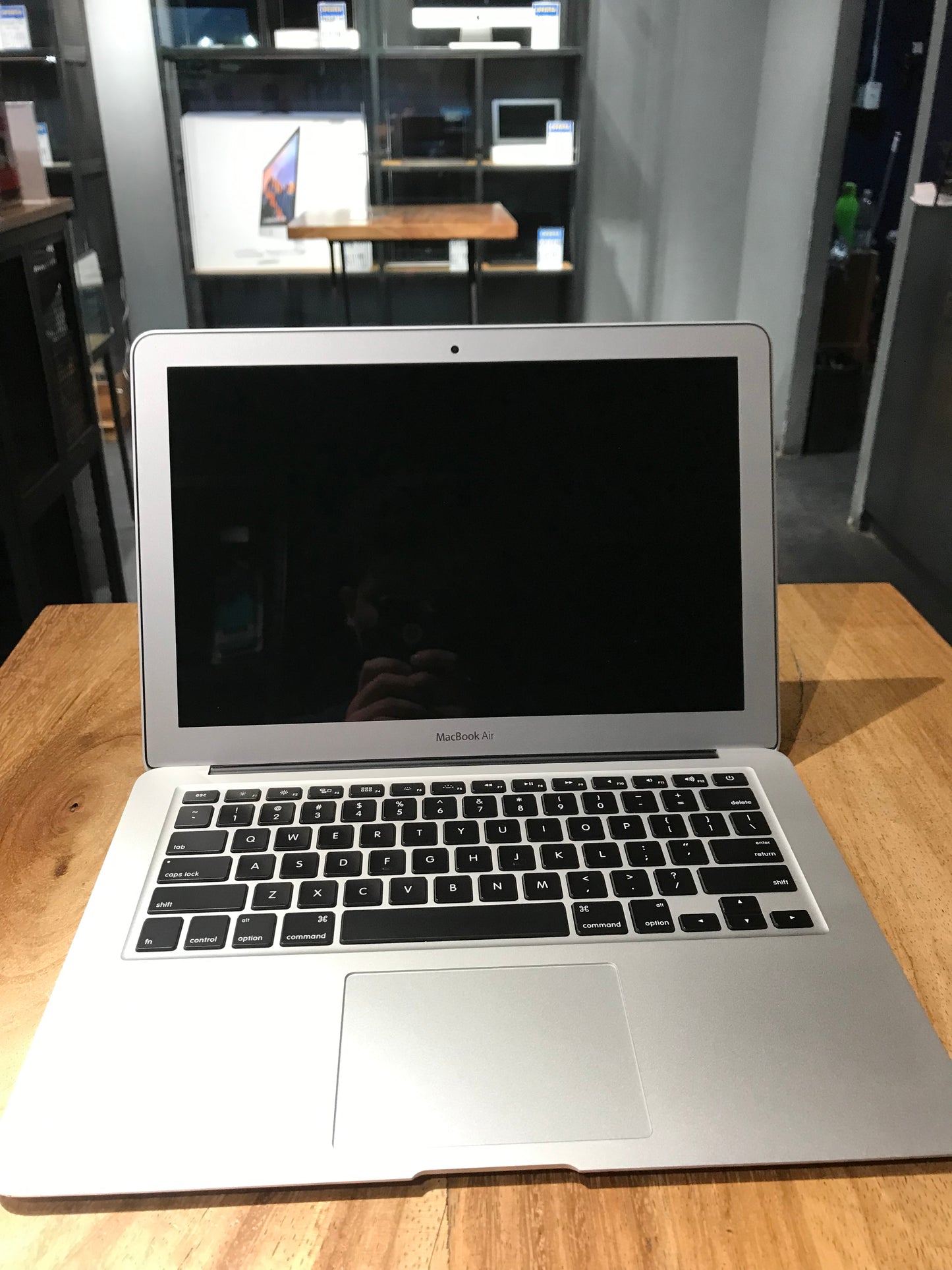 MacBook Air 13" 256gb 2015 a1466 (Producto Único)