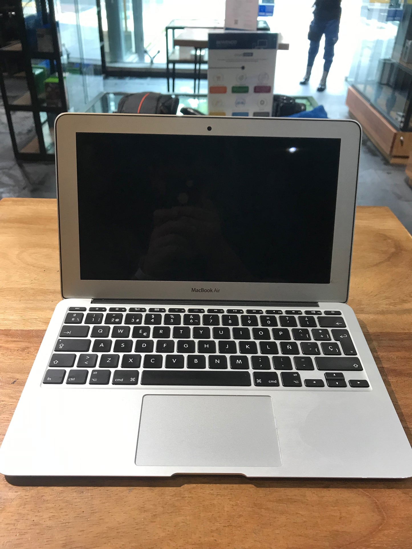 MacBook Air 11" 2015 256gb (Producto Único)