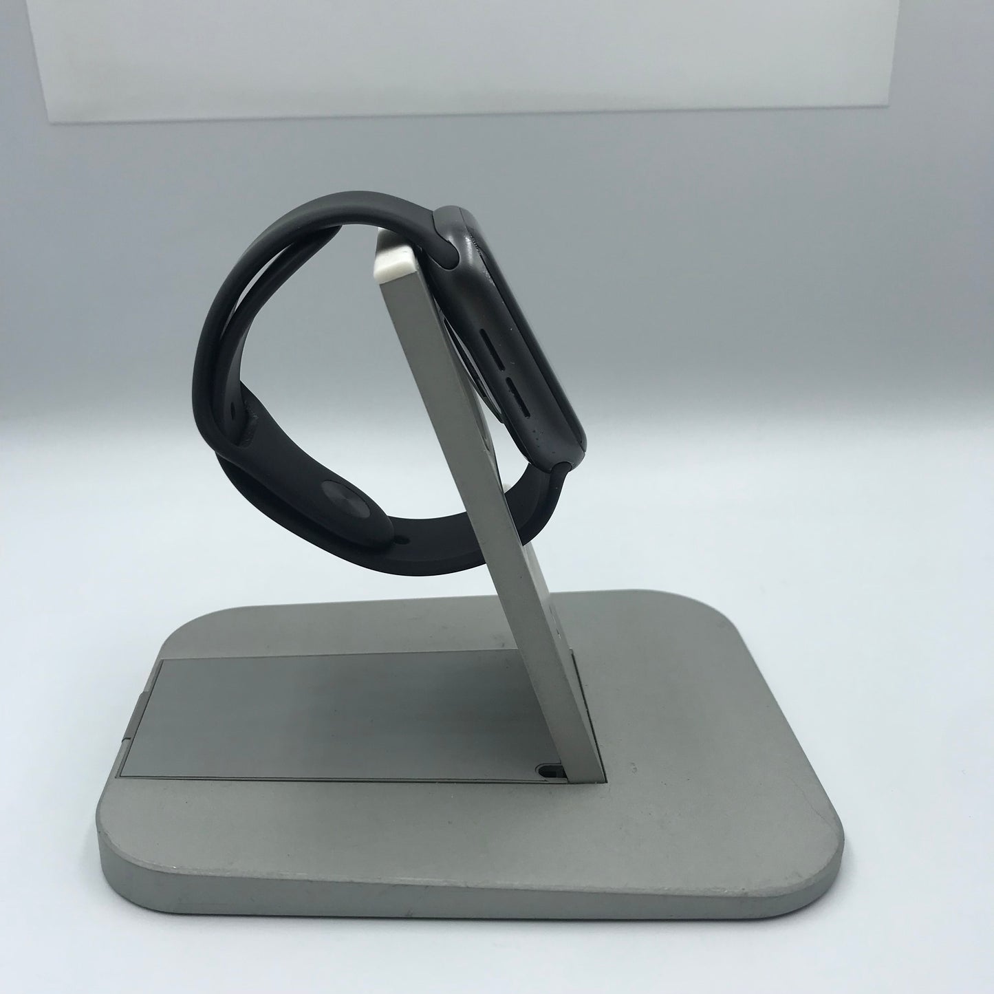 Apple Watch Series 4 GPS 44mm (Producto Único)