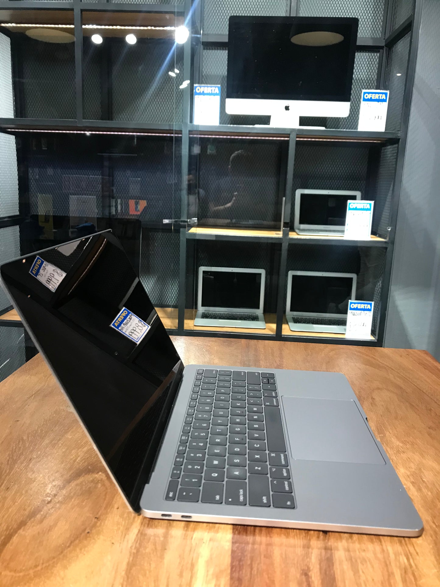 MacBook Pro 13" 2017 512gb (Producto Único)