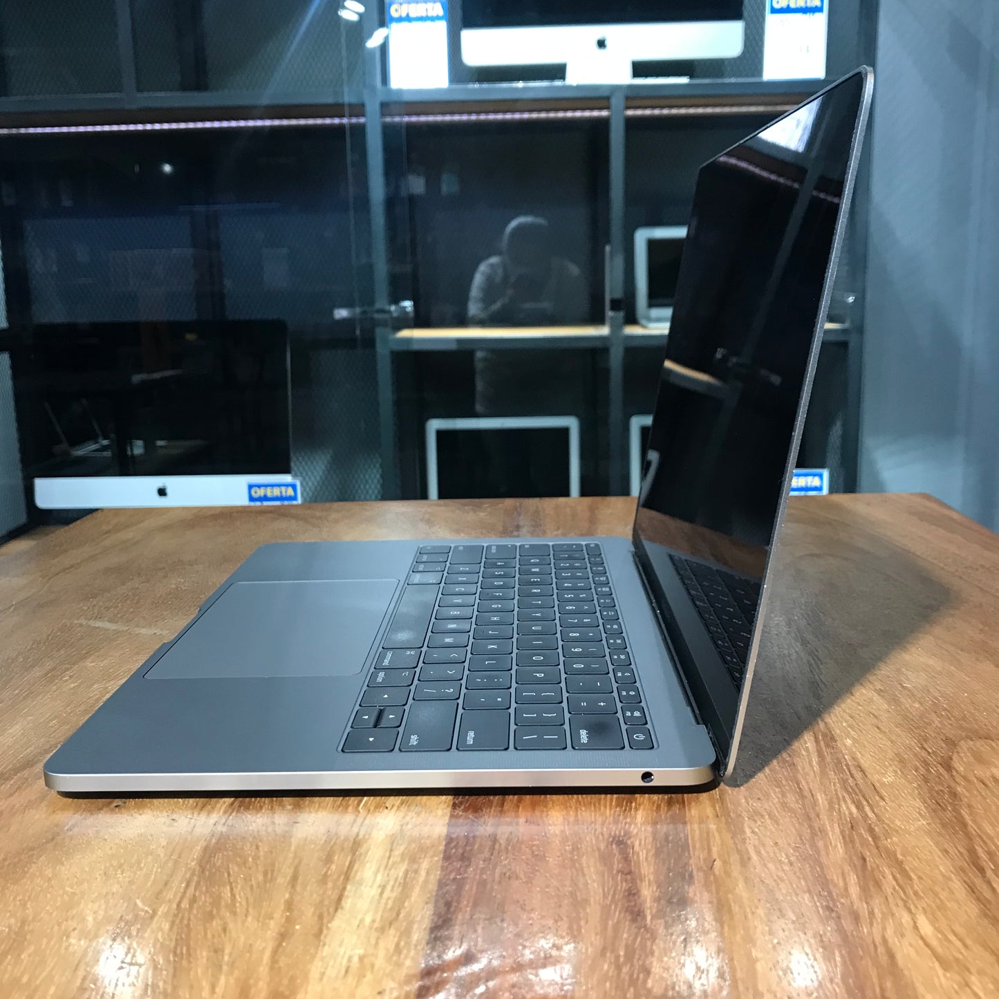 MacBook Pro 13" 2017 128 SSD / 8GB RAM (Producto Unico)