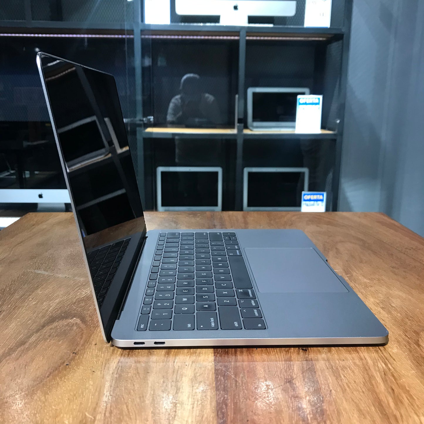 MacBook Pro 13" 2017 128 SSD / 8GB RAM (Producto Unico)