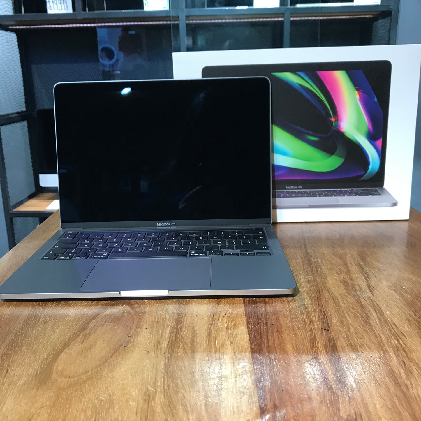 Macbook Pro "13" M1 2020 Touchbar (Producto Único)