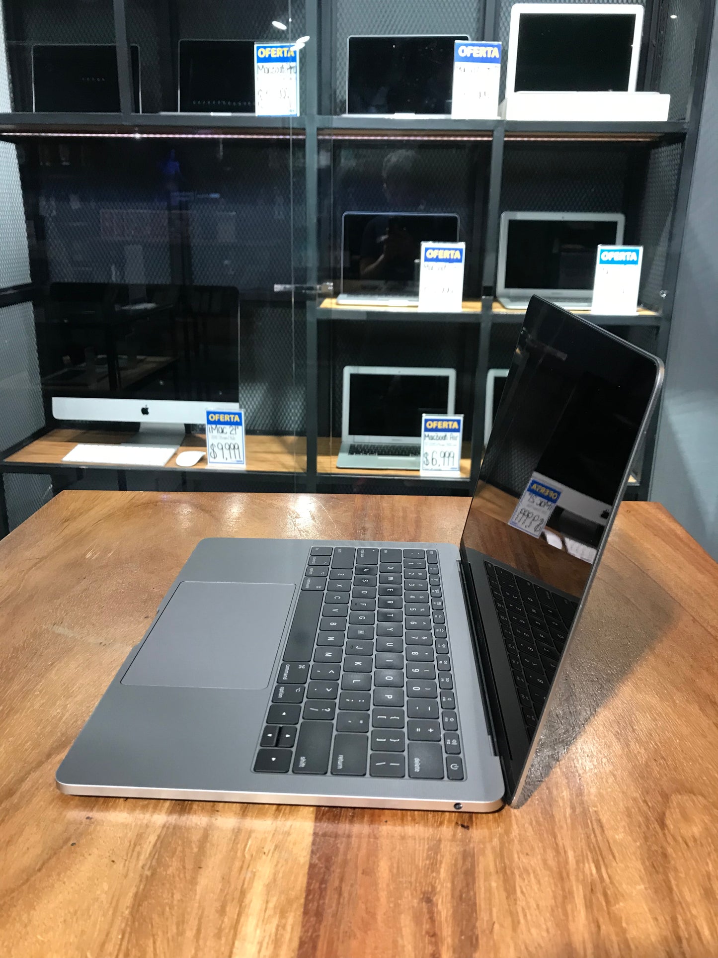 Macbook Pro 13" 2017 (Producto Único)