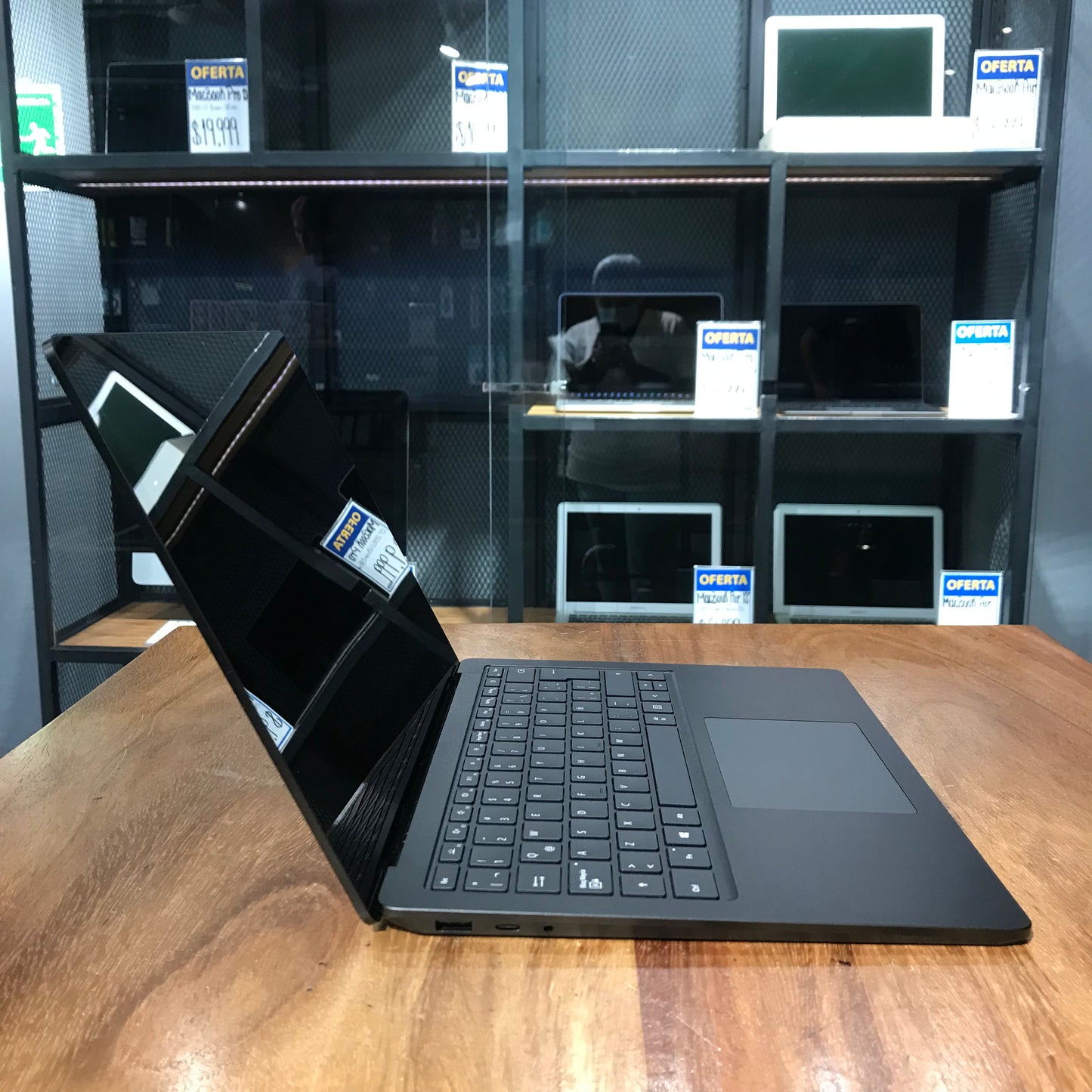 Microsoft Surface Laptop 4 (Producto Único)