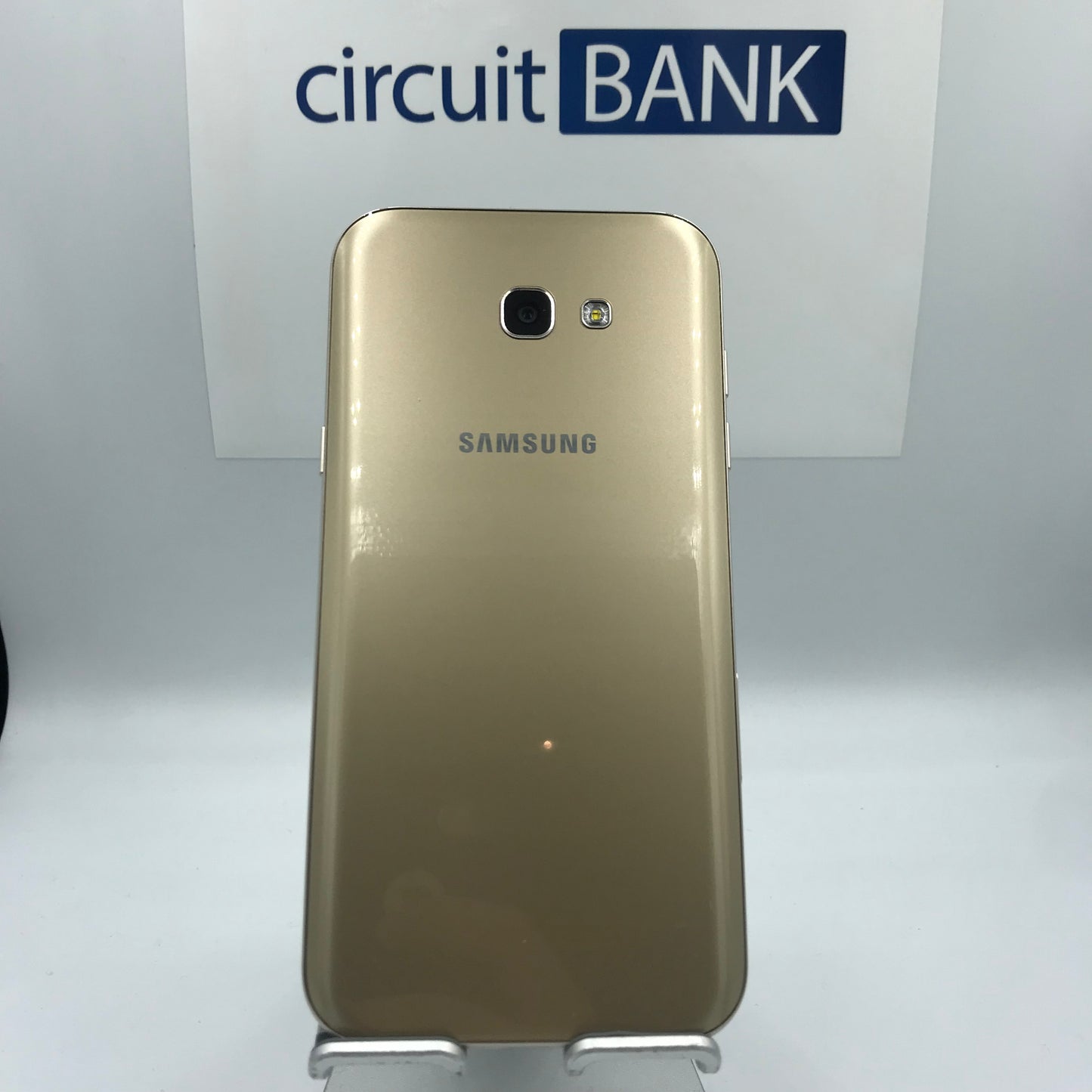 Samsung Galaxy A7 32GB (Producto Único)