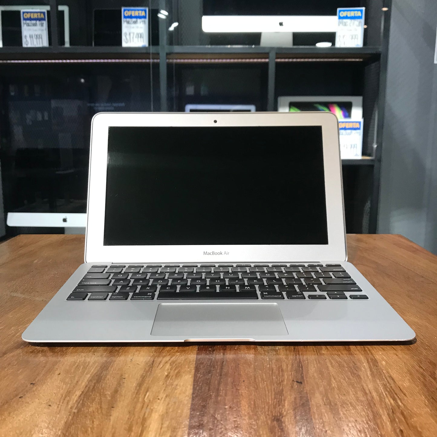 MacBook Air "11" 2015 (Reacondicionado grado A)