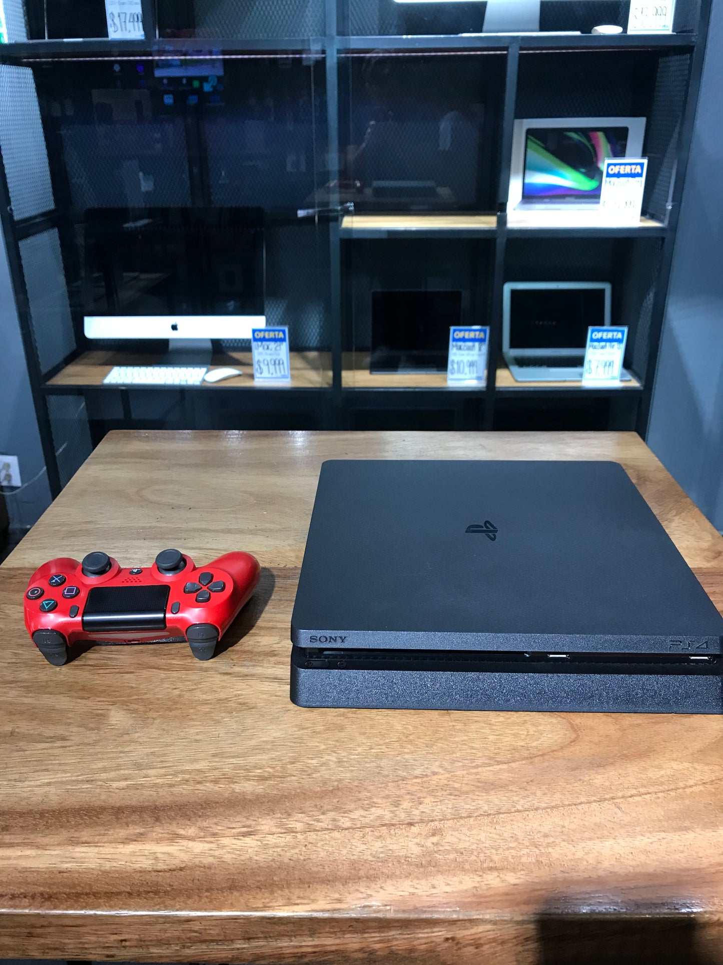 Playstation 4 Slim 1TB (Producto Único)