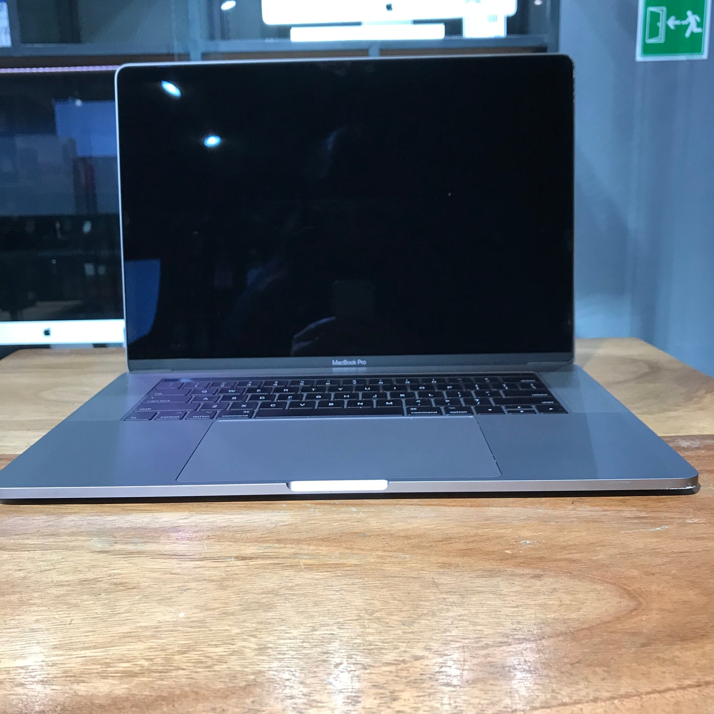 Macbook Pro 15" 2017 Touchbar (Producto Único)