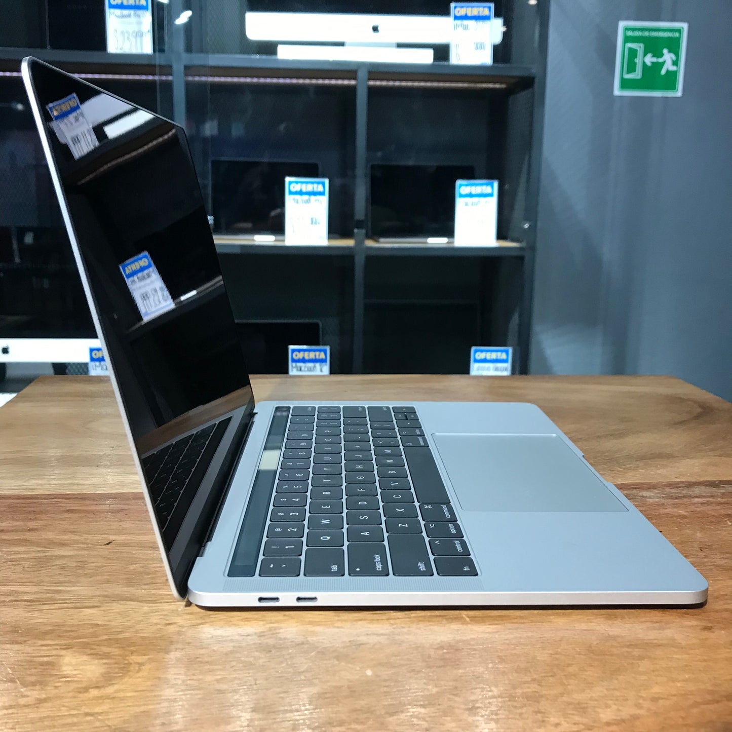 Macbook Pro 13" 2017 Touchbar (Producto Único)
